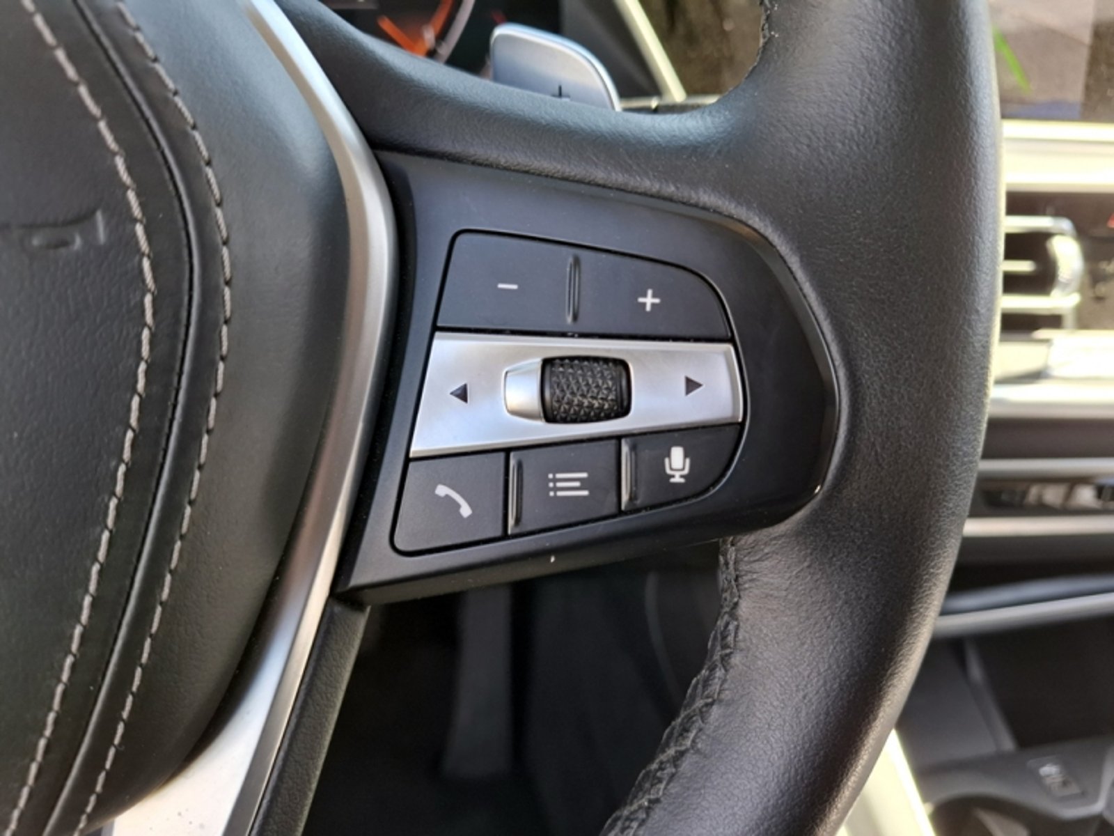 BMW X5 Xdrive 30d Urban 2023 - Imagen 14 de 17