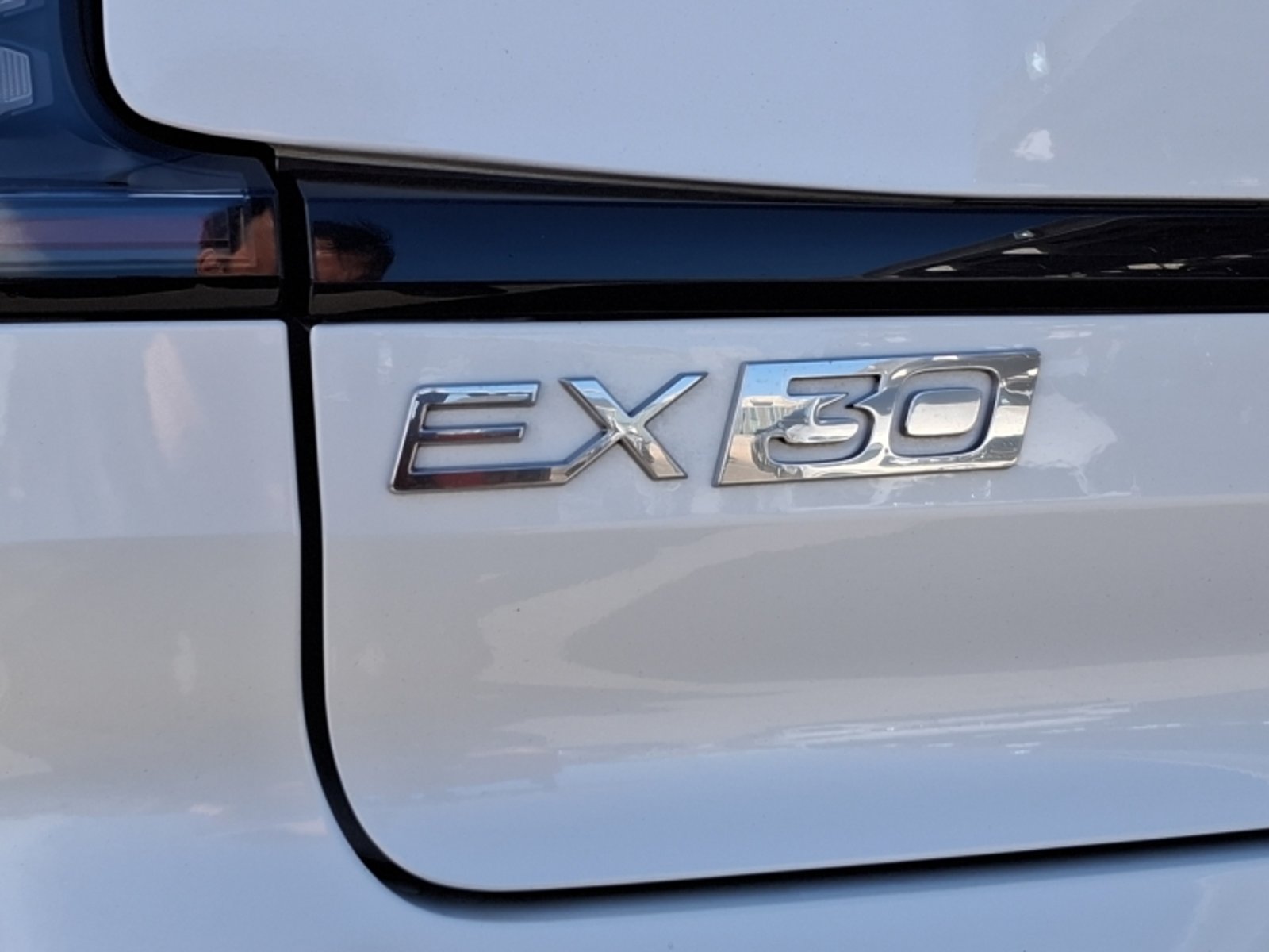 Volvo Ex30 E60 Ultra Aut 2025 - Imagen 8 de 16