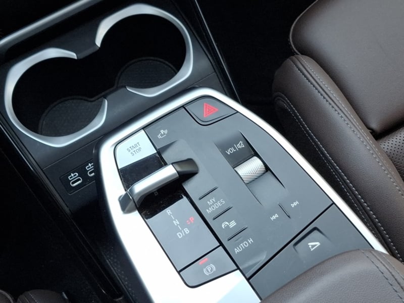 BMW Ix1 Xdrive20 Aut 2025 - Imagen 13 de 16
