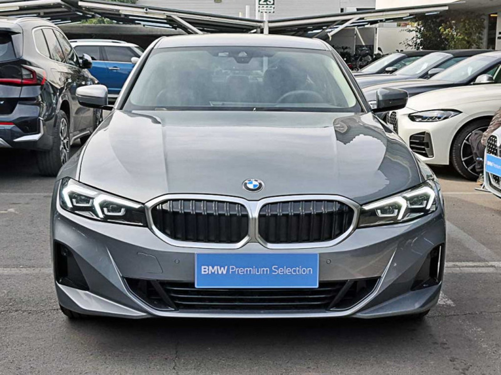 BMW 320 I 42.0 Aut 2026 - Foto 3 de 13