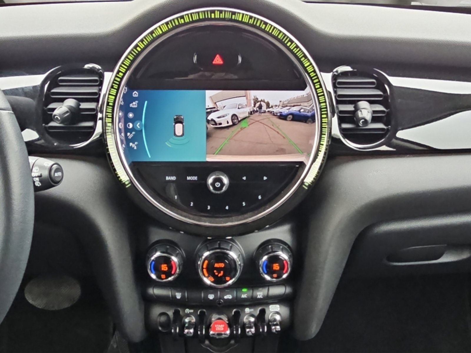 MINI Cooper 1.5 Hb 3p Classic 2024 - Imagen 18 de 20