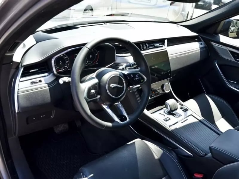 Jaguar F-pace R Dynamic 2024 - Imagen 11 de 18