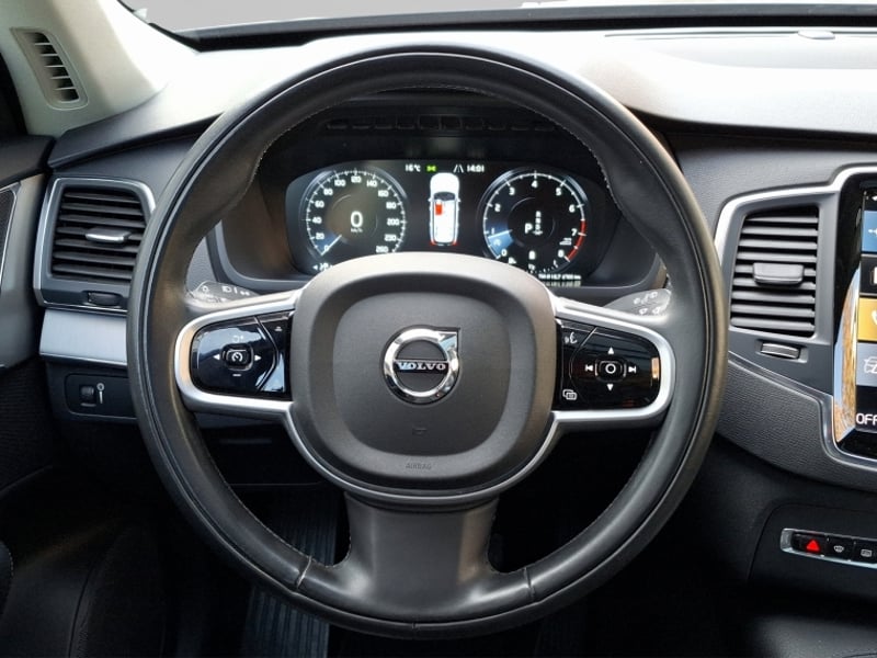 Volvo Xc90 2.0 B6 Momentum 4x4 At 5p 2022 - Imagen 16 de 20