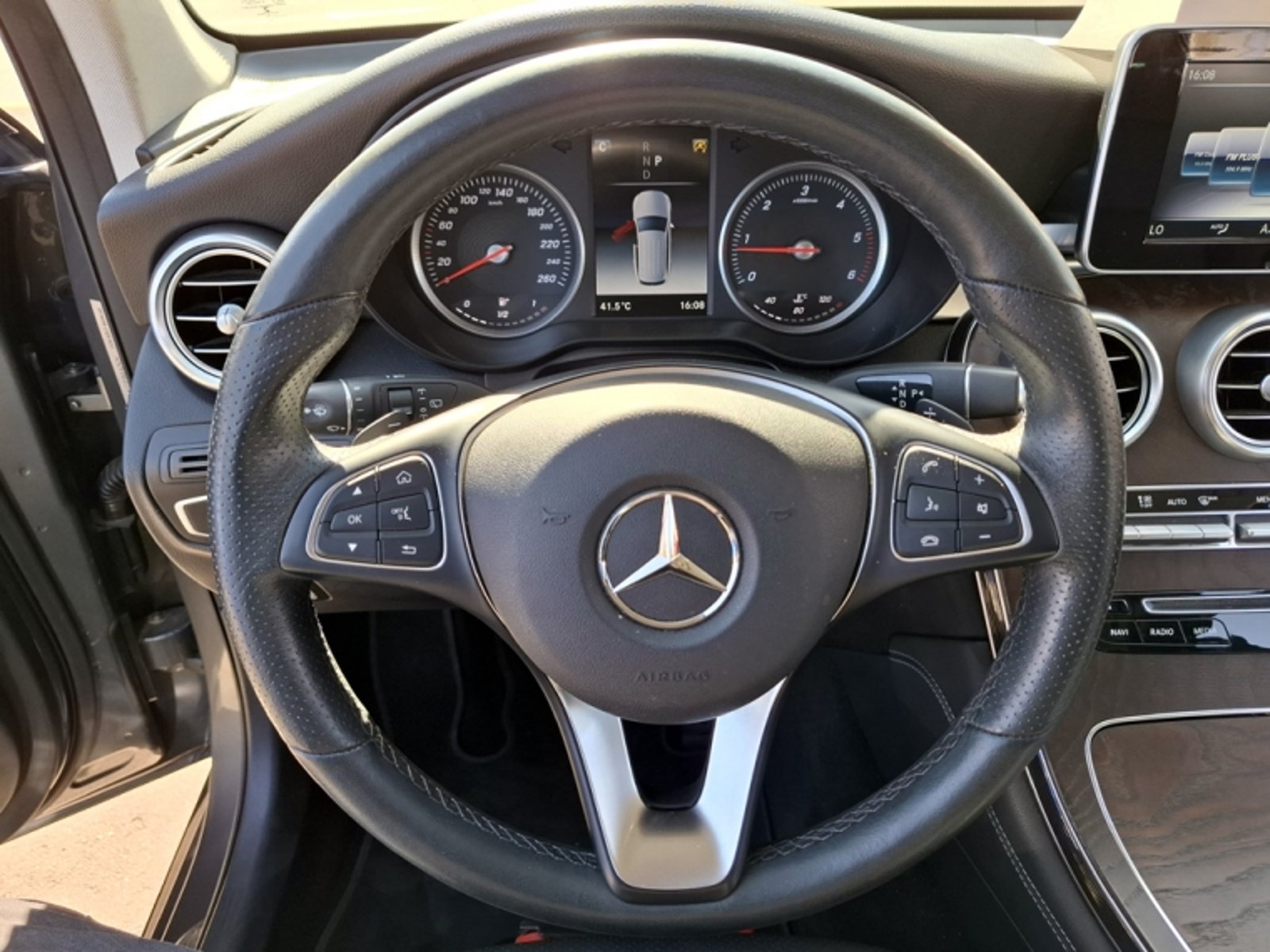 MERCEDES BENZ Glc 220 D 4matic 2.0 2020 - Imagen 14 de 17