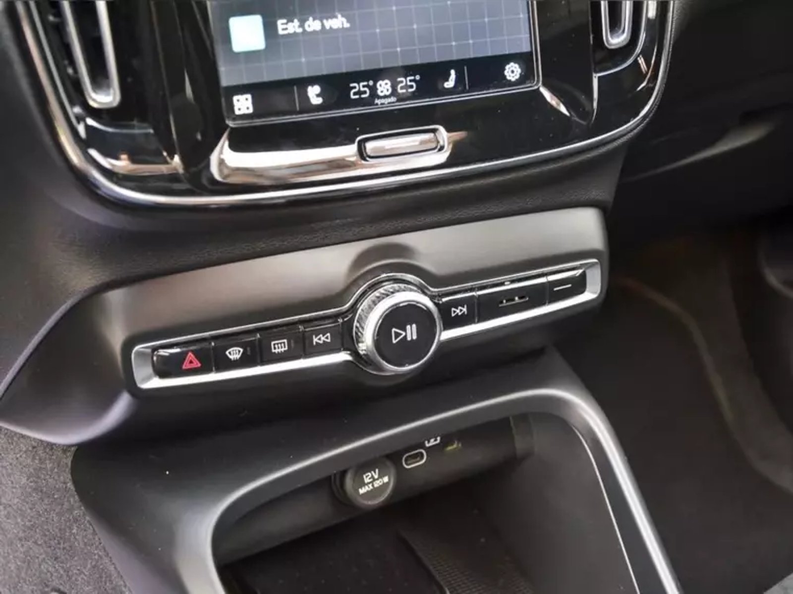 Volvo Xc40 P6 Recharge 2024 - Imagen 19 de 20