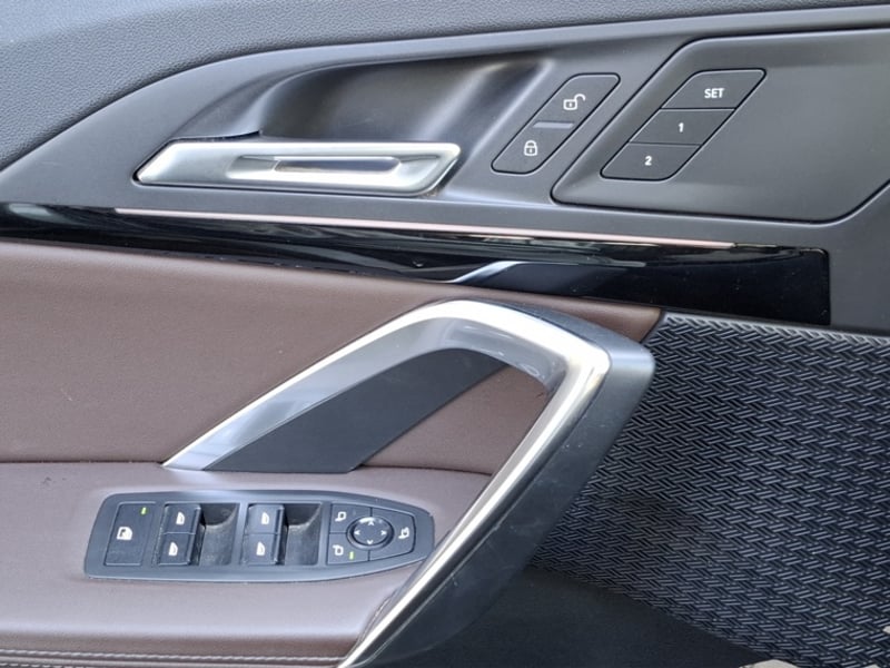 BMW Ix1 Xdrive20 Aut 2025 - Imagen 14 de 16