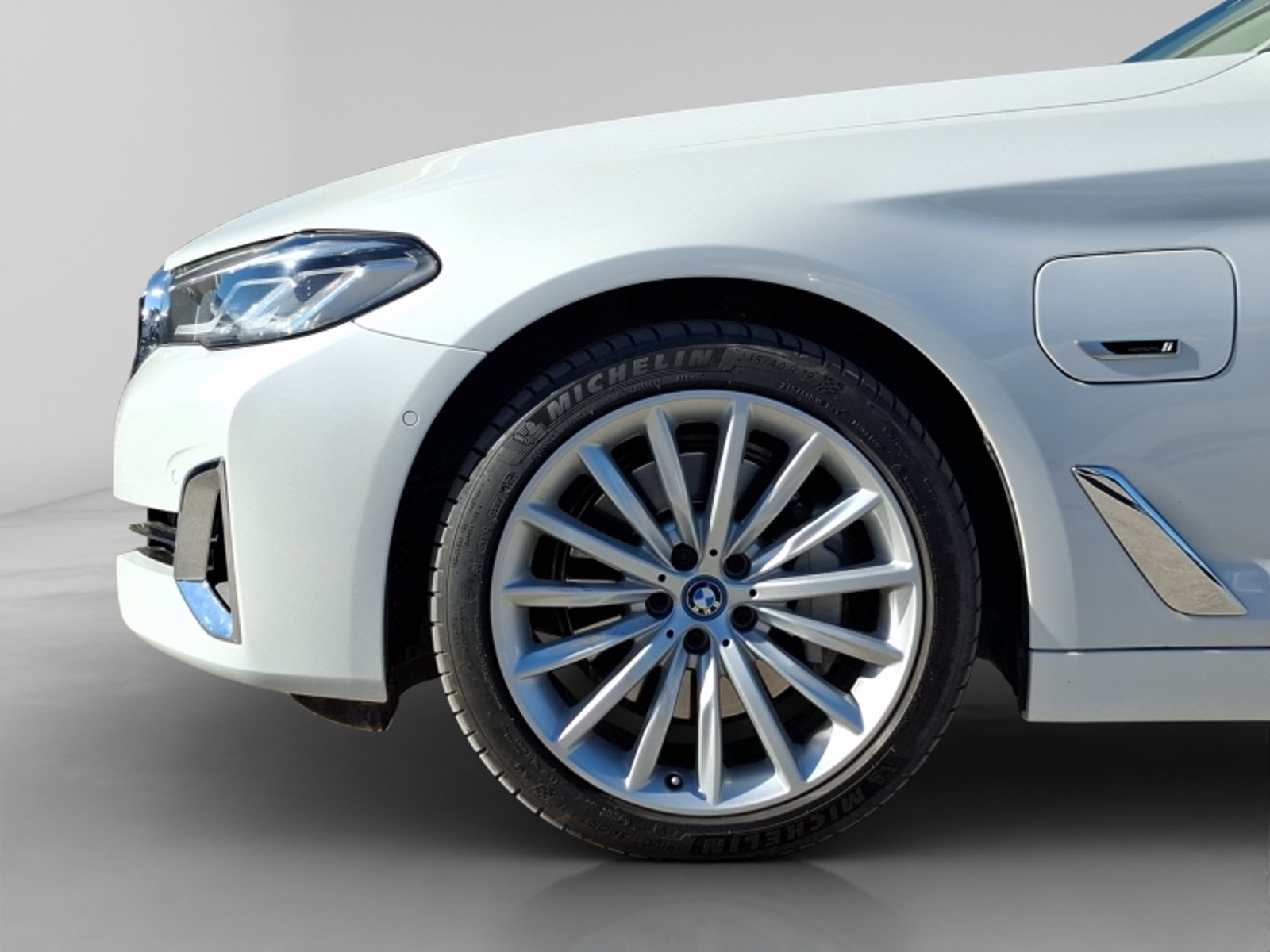BMW 530 E Luxury 2024 - Imagen 9 de 20