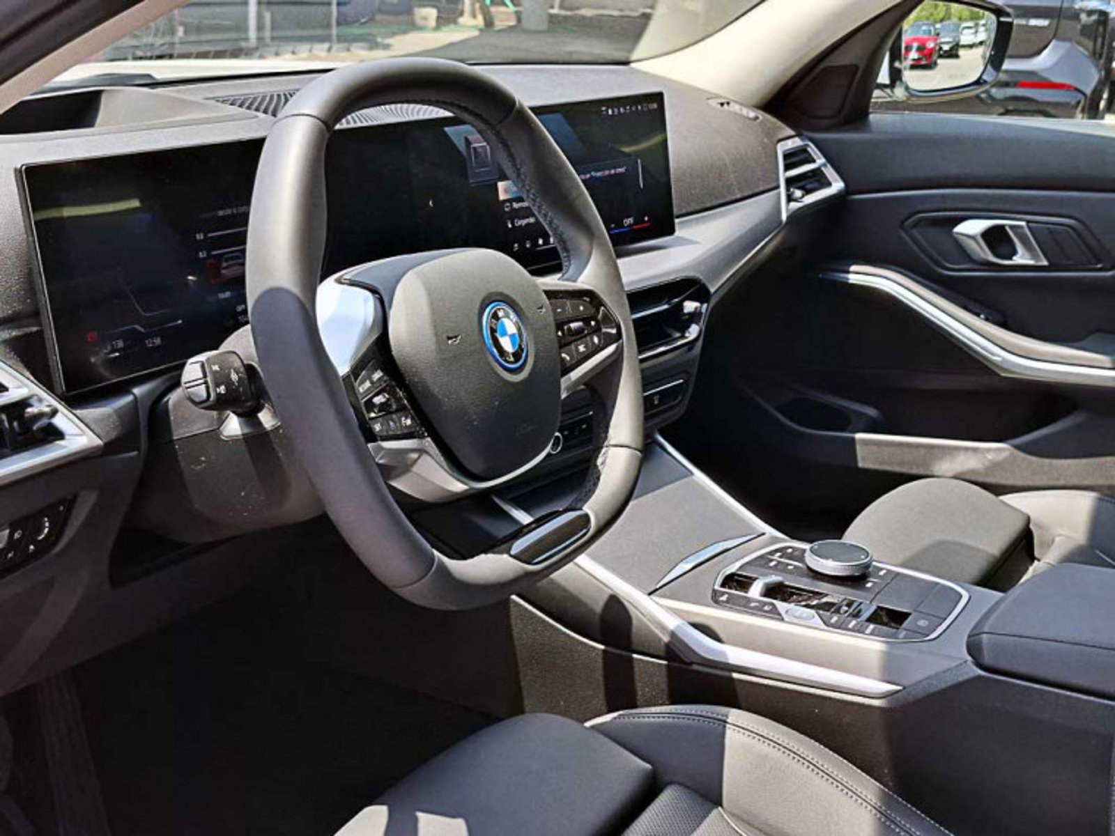 BMW 330 E Berlina Dynamic Lci Ii 2025 - Imagen 11 de 13
