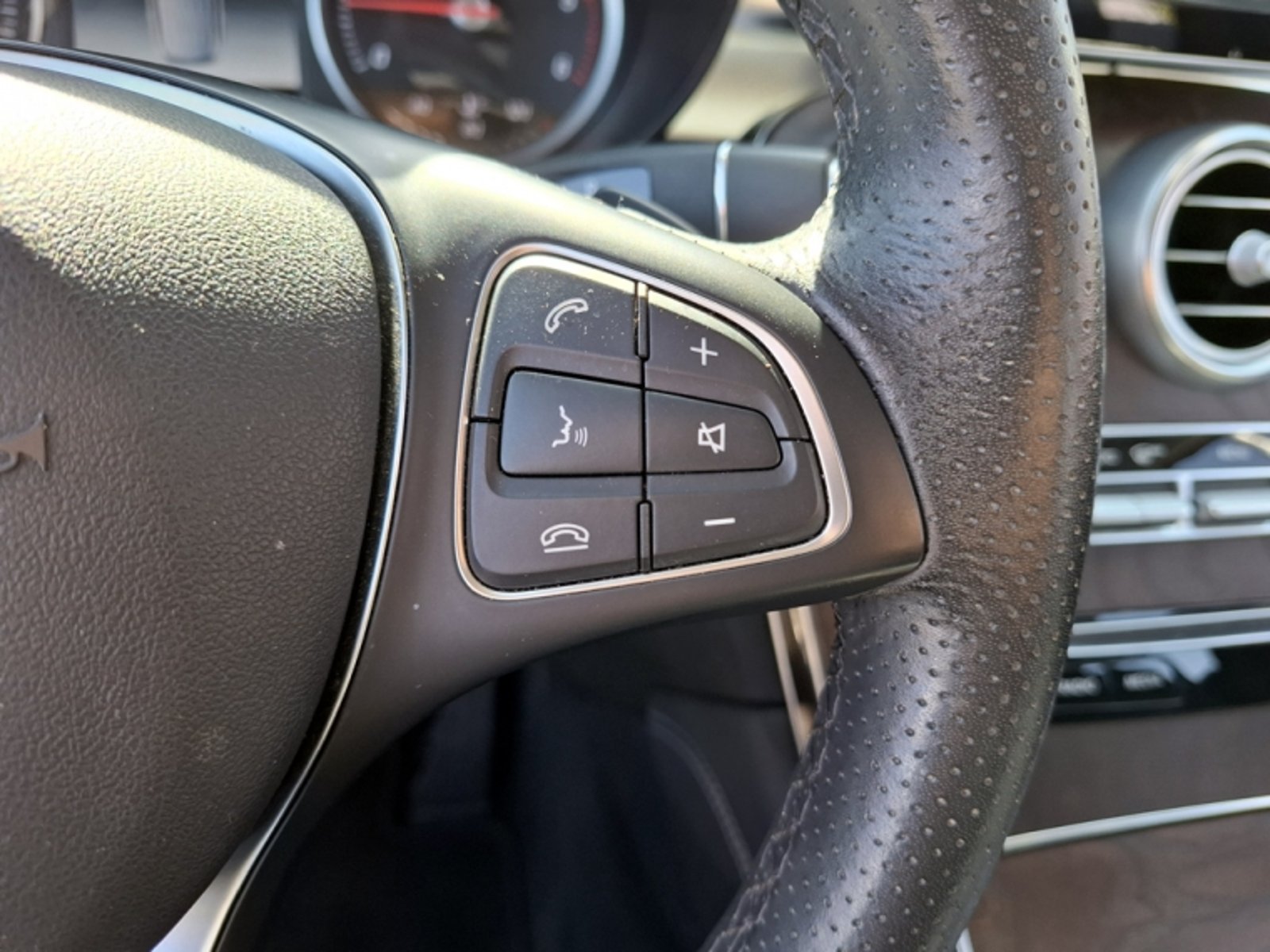 MERCEDES BENZ Glc 220 D 4matic 2.0 2020 - Imagen 15 de 17