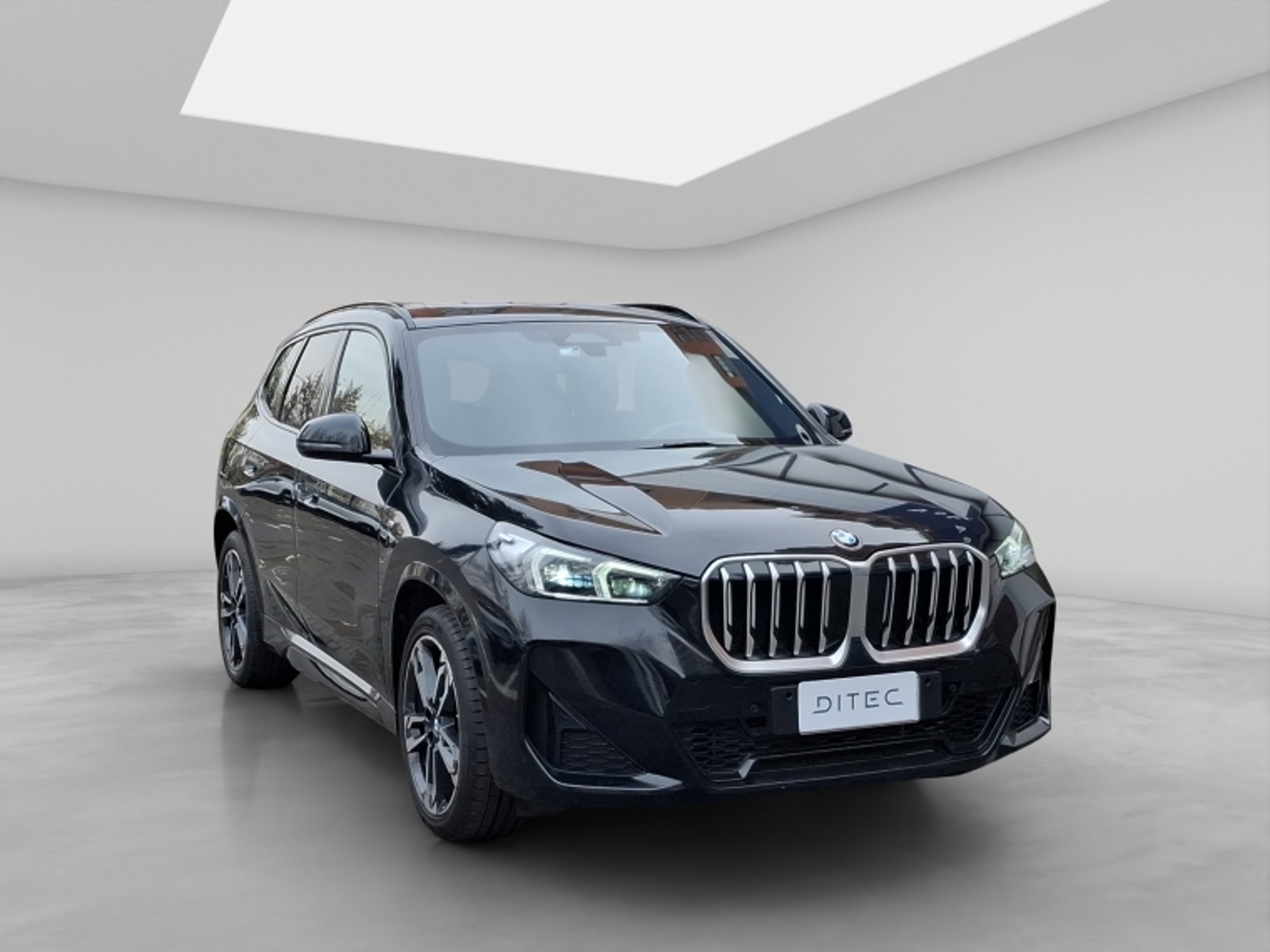 BMW X1 Sdrive18i M Sport 2024 - Foto 3 de 20
