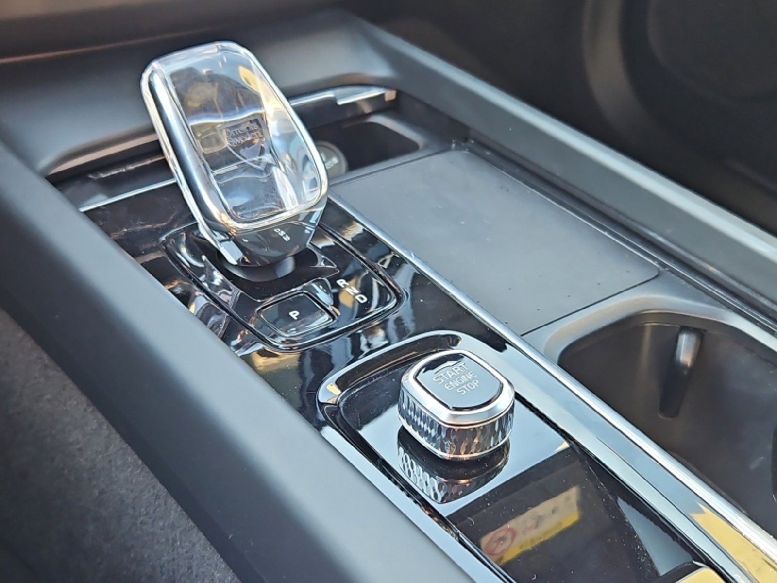 Volvo Xc60 T8 Awd Recharge Ultimate Dark 2025 - Imagen 13 de 20