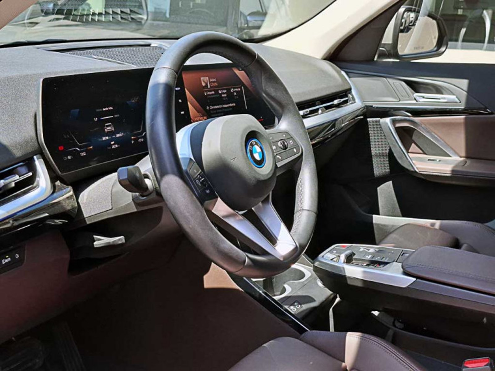 BMW Ix1 Xdrive20 Aut 2025 - Imagen 11 de 13