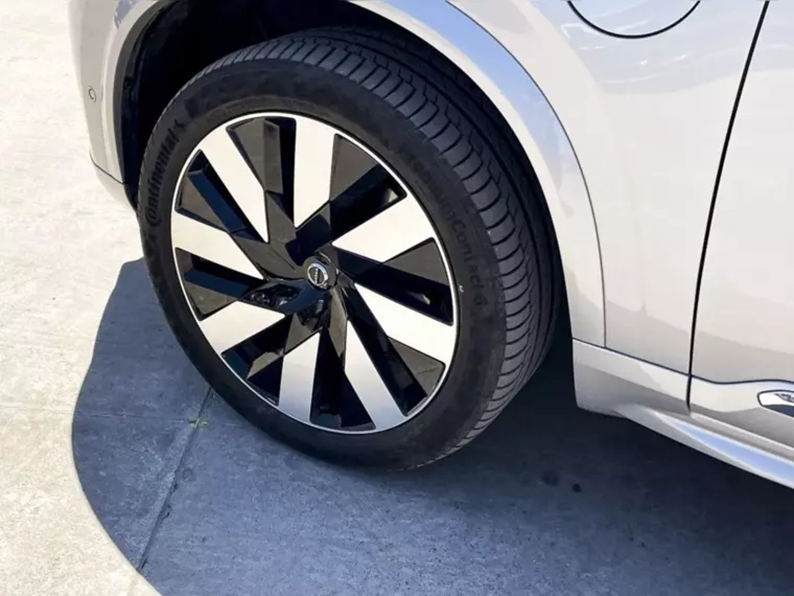 VOLVO Xc90 2.0 T8 Recharge Ultimate At 4x4 Hibrido 2025 - Imagen 10 de 17