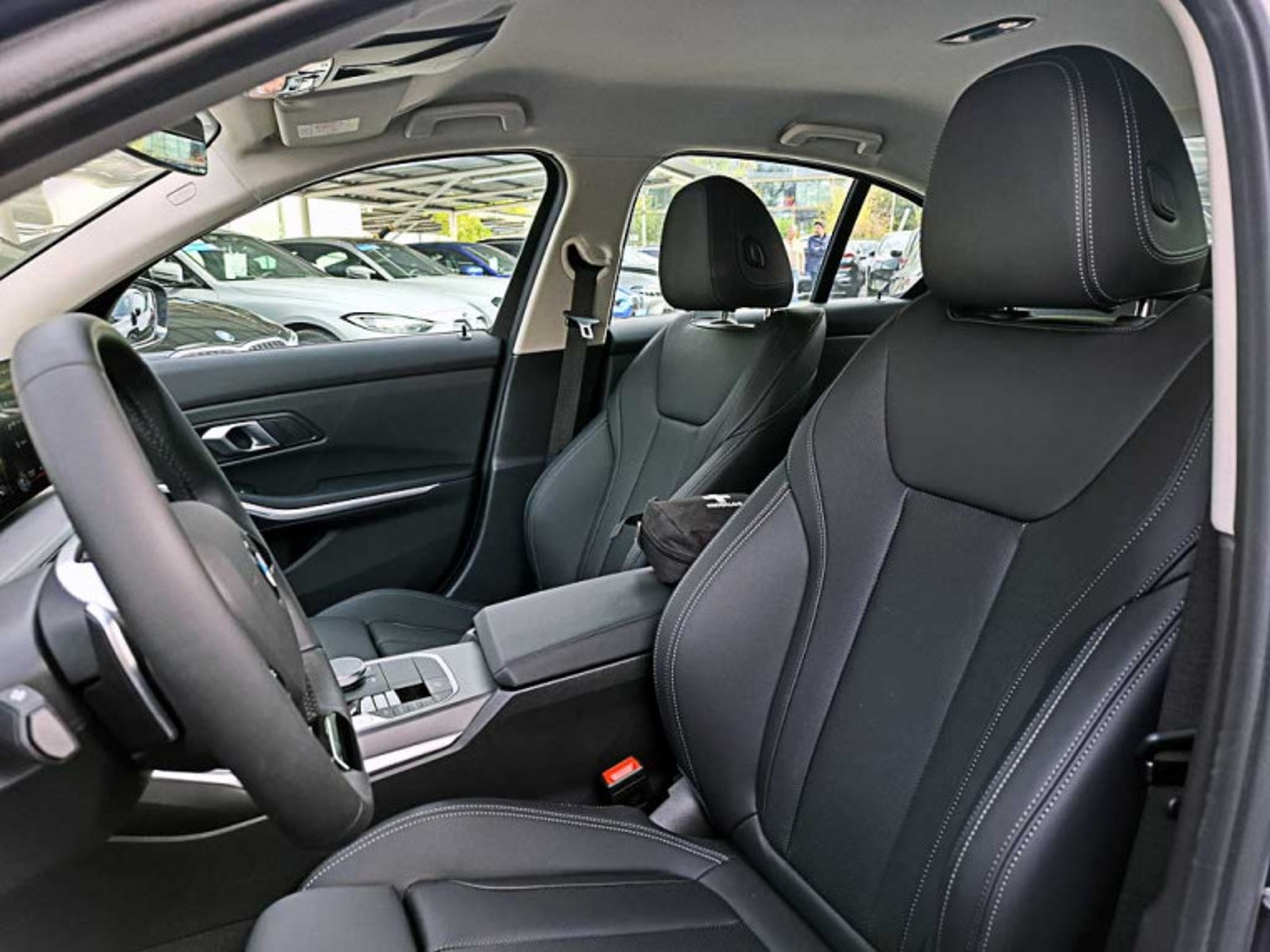 BMW 320 I Berlina Urban 2026 - Imagen 10 de 13