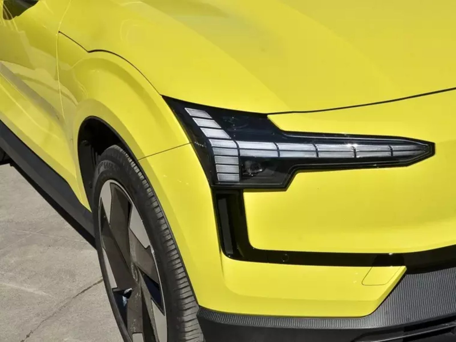 VOLVO Ex30 E60 Plus Aut 2025 - Imagen 5 de 14