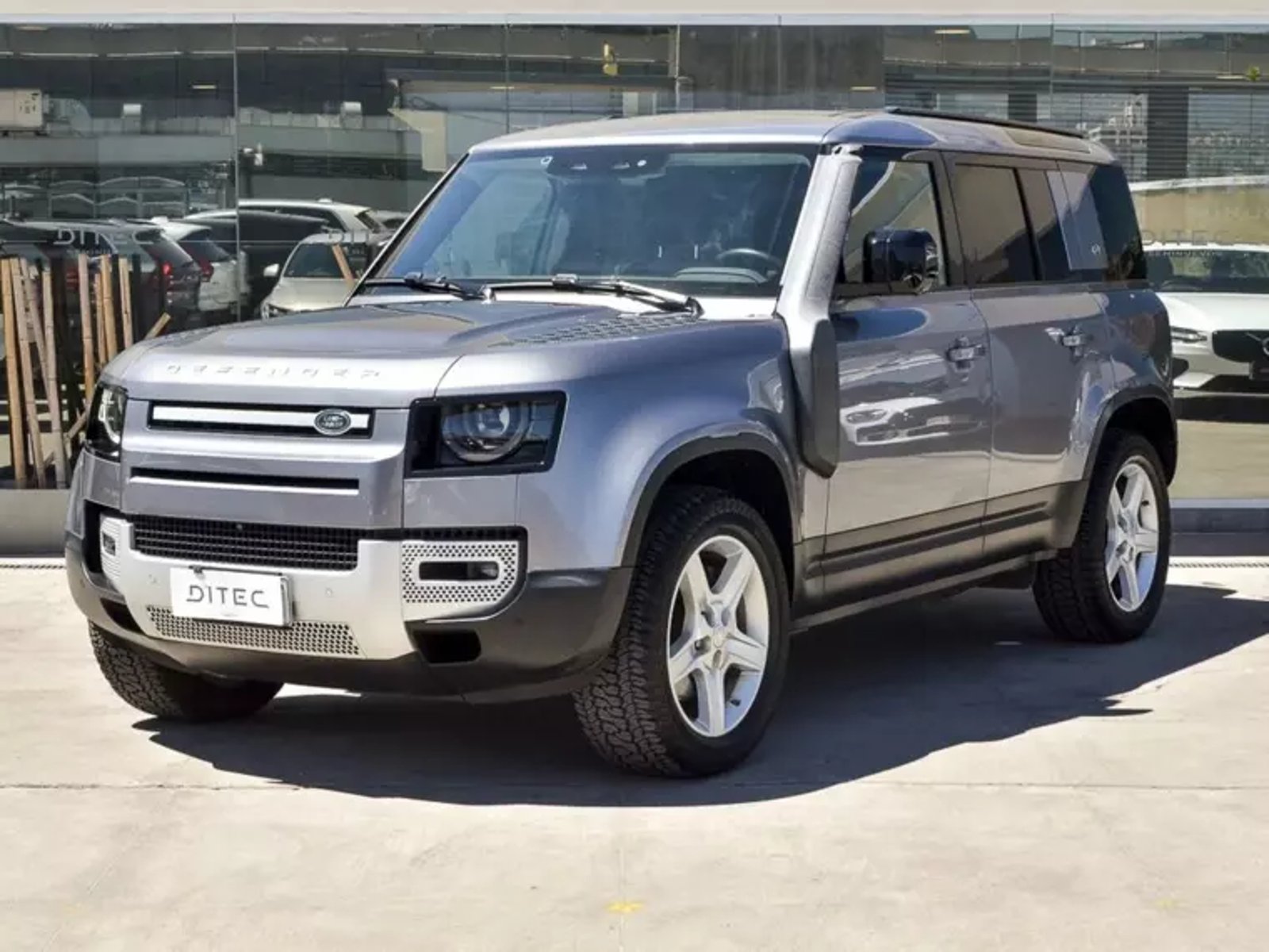 Land Rover Defender 110 Se 3.0 2021 - Foto 2 de 20