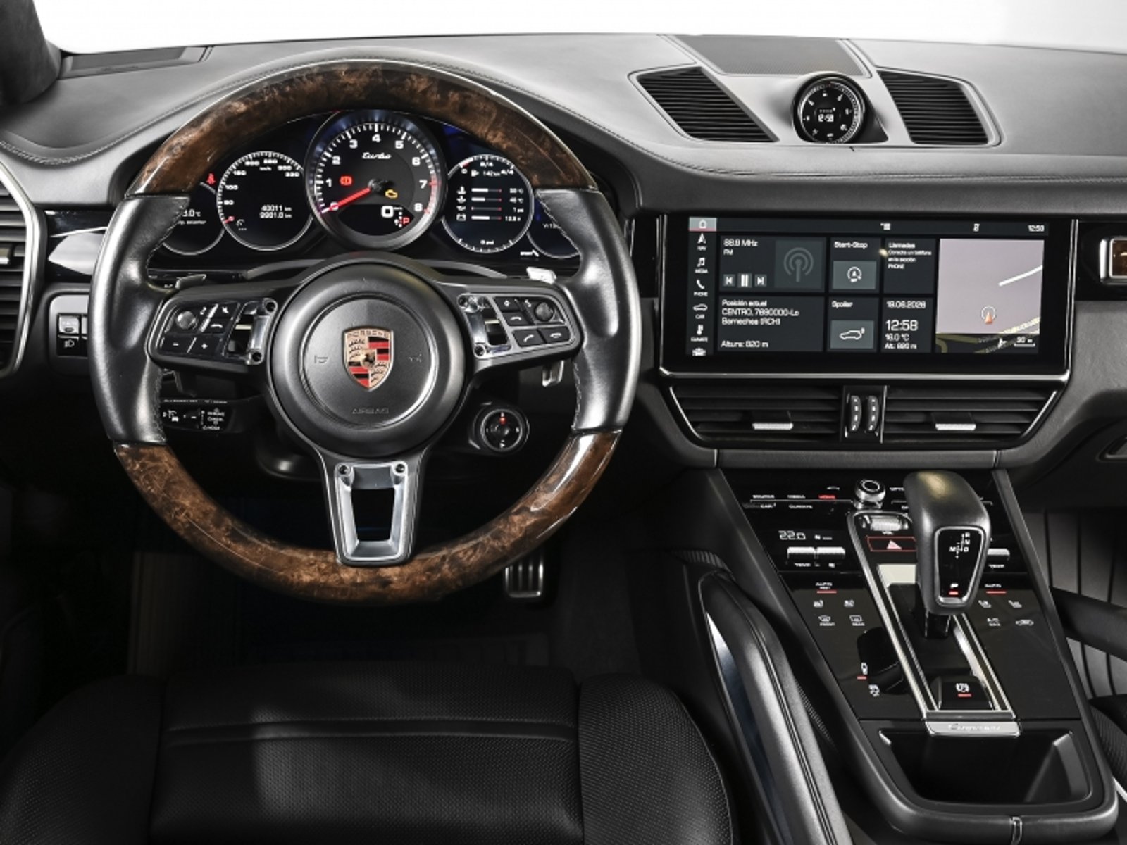 Porsche Cayenne Turbo E3 2019 - Imagen 8 de 20