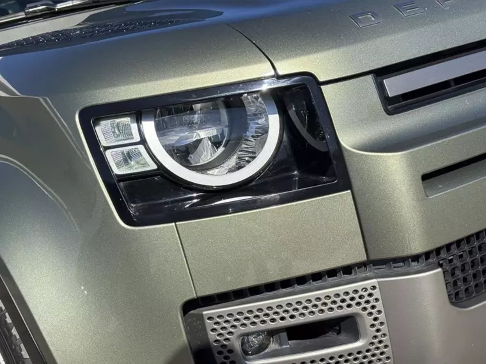 Land Rover Defender 110 X Dynamic 4x4 3.0 Aut 2023 - Imagen 4 de 17