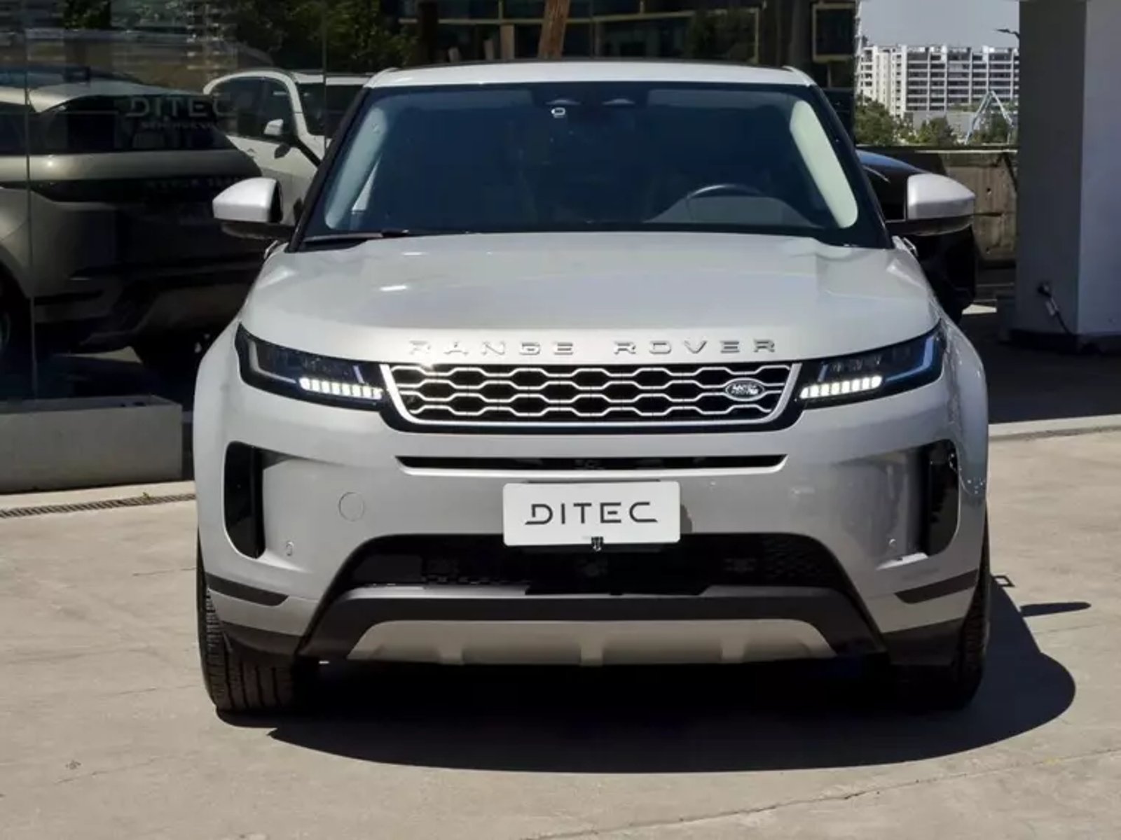 Land Rover Evoque 2.0i S 200hp 4x4 2024 - Imagen 3 de 20