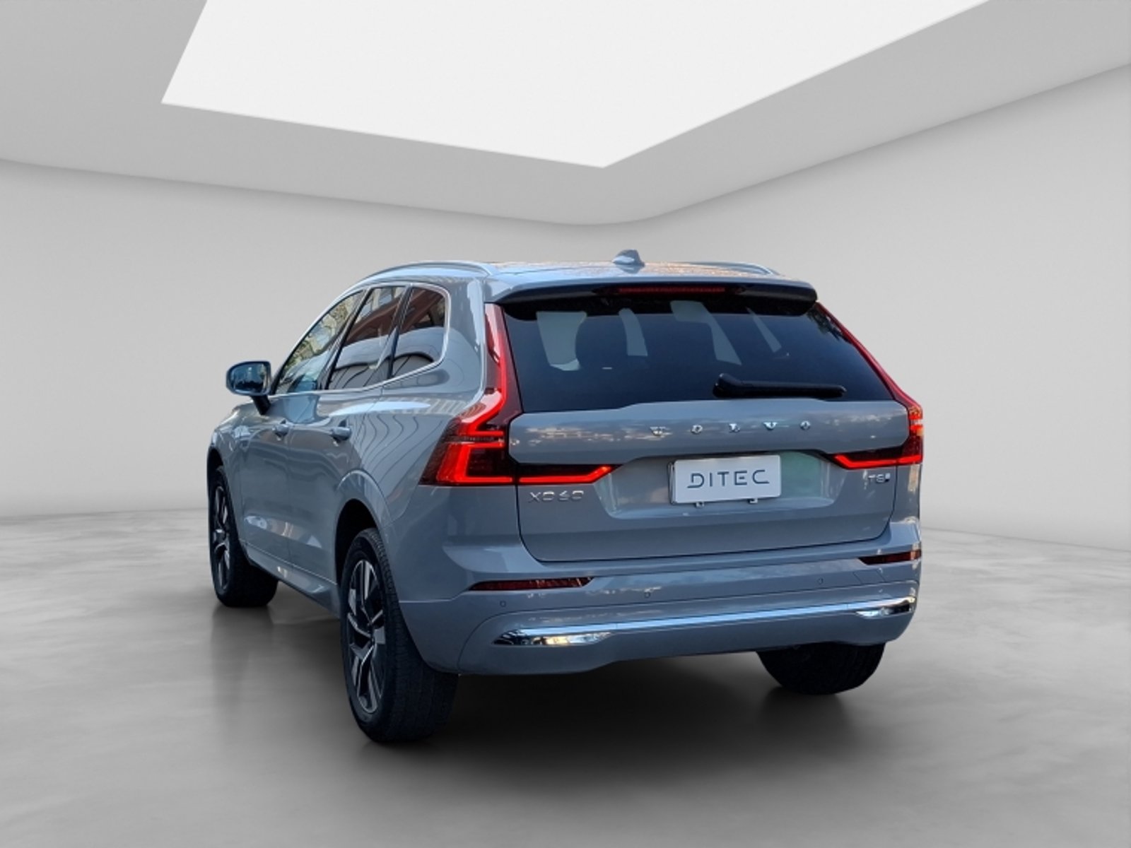 Volvo Xc60 B5 Awd Plus 2025 - Foto 5 de 20