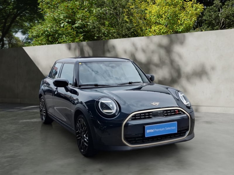 Mini Cooper S 2.0 Hb 5p Favoured 2026 - Imagen 3 de 16