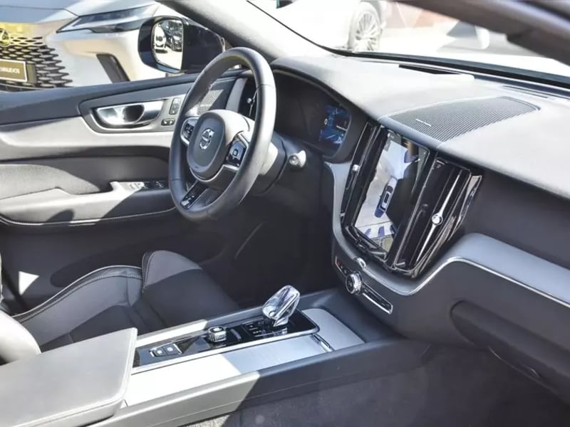 Volvo Xc60 T8 Recharge 4x4 2.0 Aut 2025 - Imagen 7 de 19