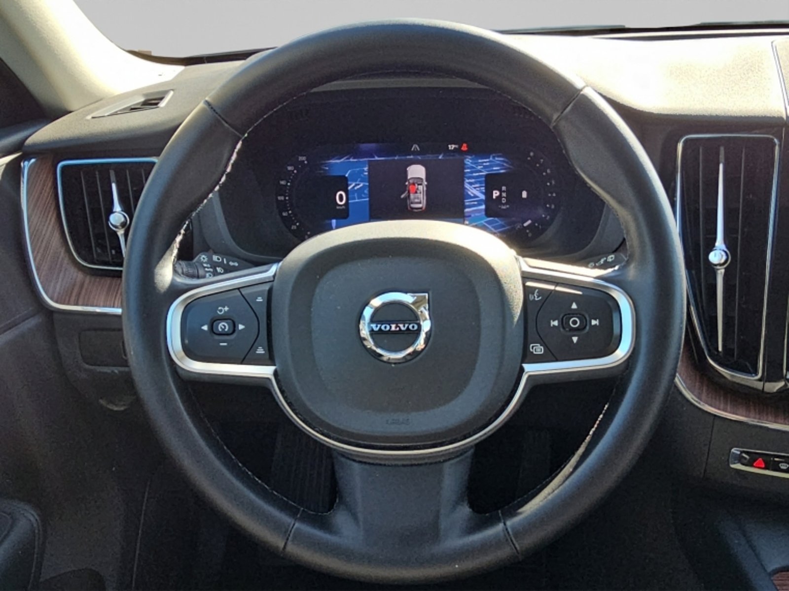 Volvo Xc60 Ii B5 4x4 2.0 Aut 2024 - Imagen 16 de 20