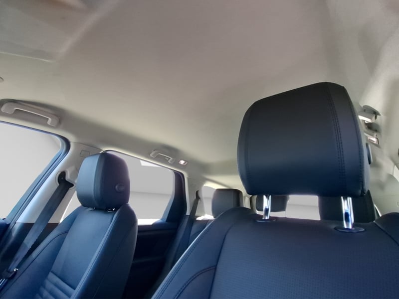 Land Rover Discovery sport 2.0id S 2026 - Imagen 11 de 16