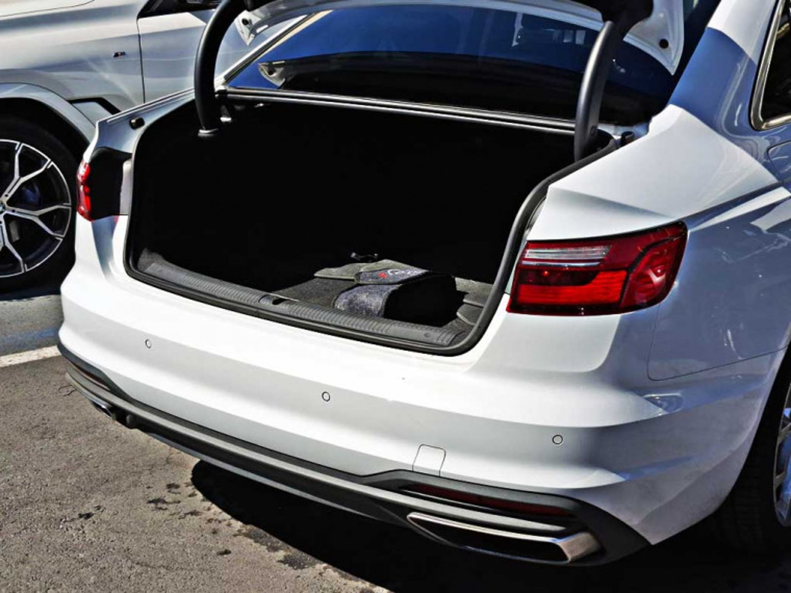 AUDI A4 35 Tfsi 2.0 Aut 2022 - Imagen 13 de 13
