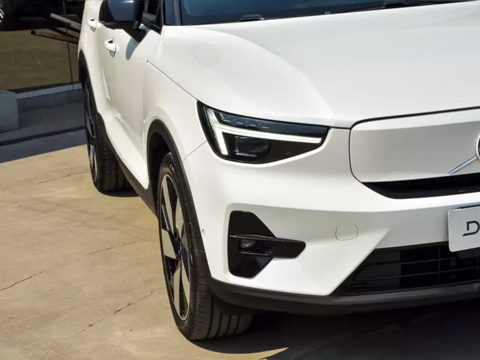 Volvo Xc40 2.0 T5 Hybrid At 4x4 Hibrido 2024 - Imagen 13 de 18