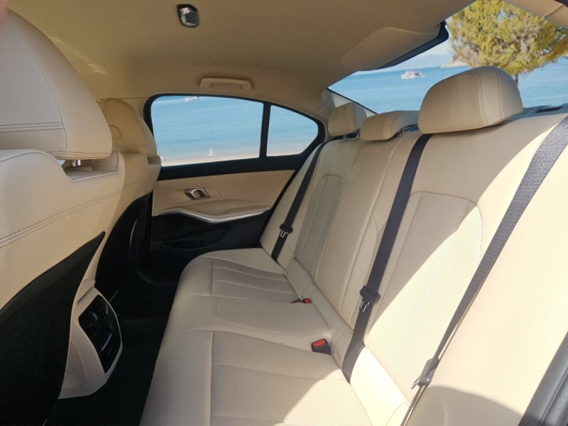 BMW 320 I Urban 2.0 At 2025 - Imagen 15 de 16