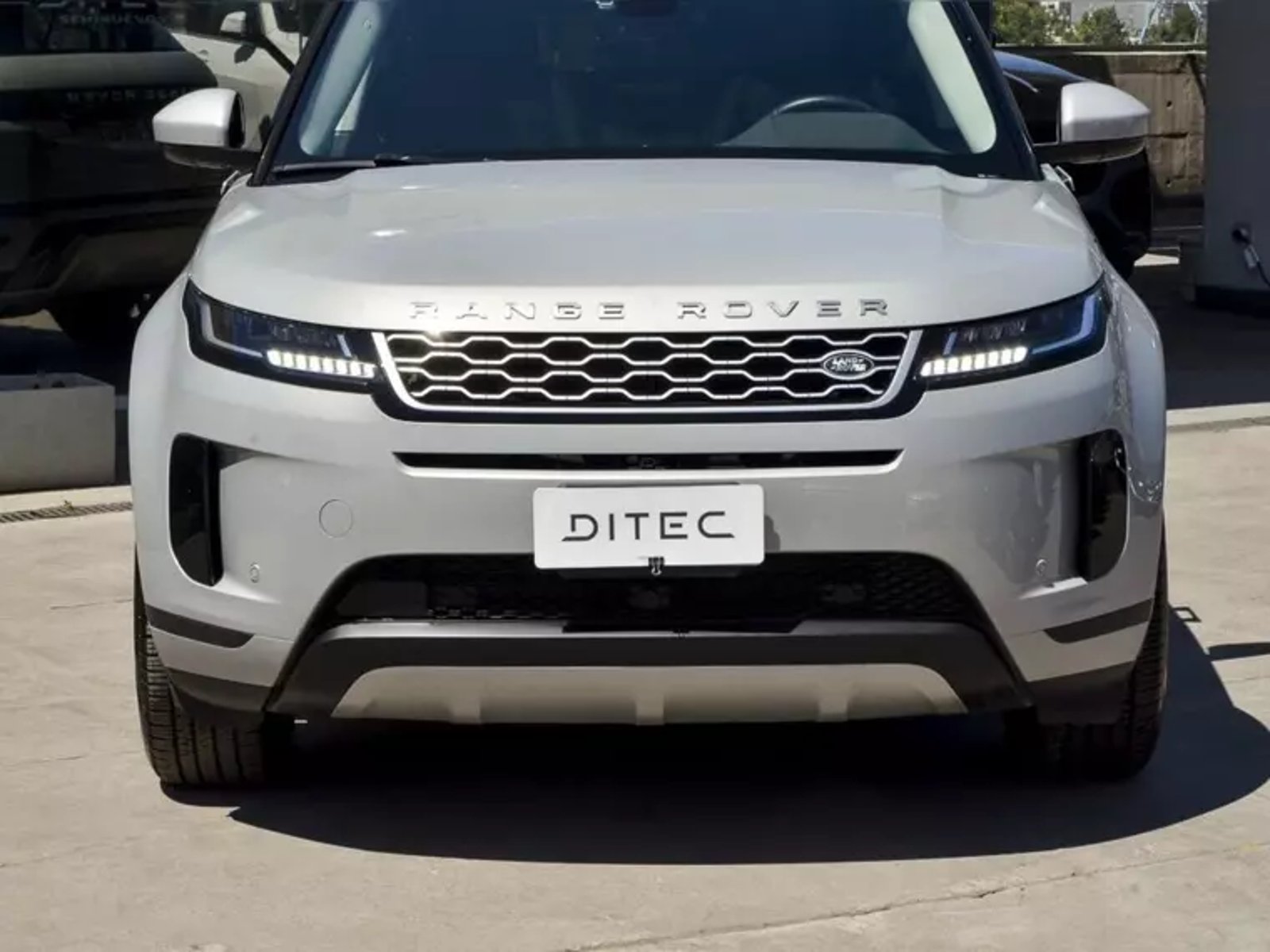 Land Rover Evoque 2.0i S 200hp 4x4 2024 - Foto 4 de 20