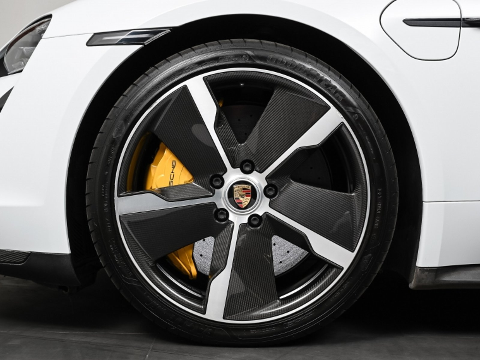 Porsche Taycan Turbo S 2022 - Imagen 6 de 20
