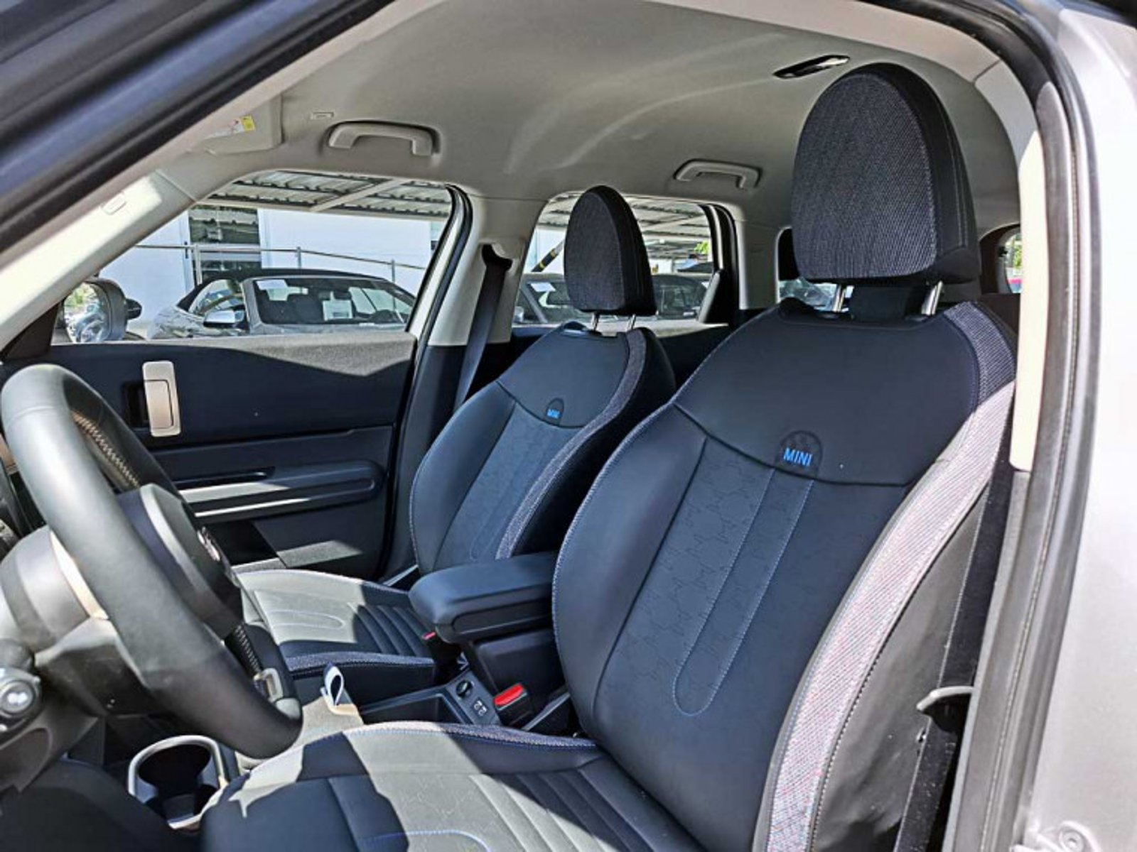 Mini Cooper Mini Countryman C Classic 2024 - Imagen 10 de 13