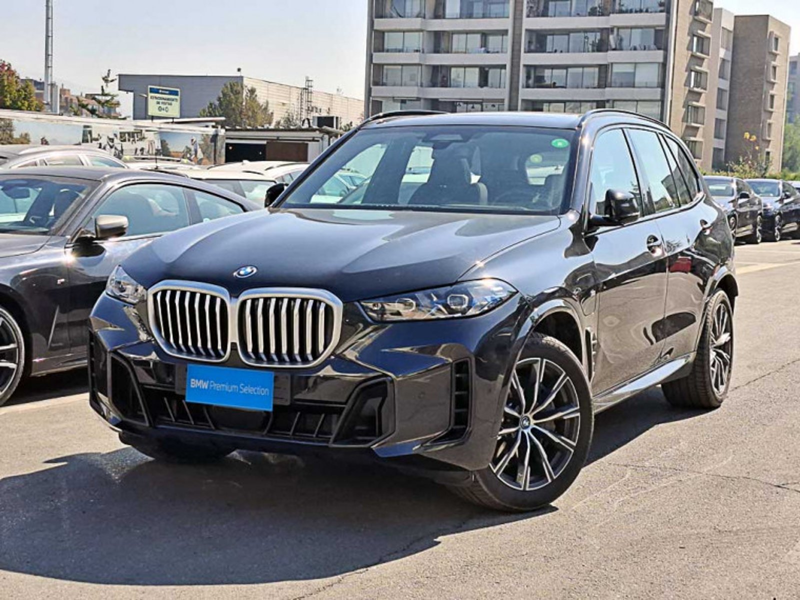 BMW X5 Xdrive50e M Sport Lci 2026 - Foto 2 de 13