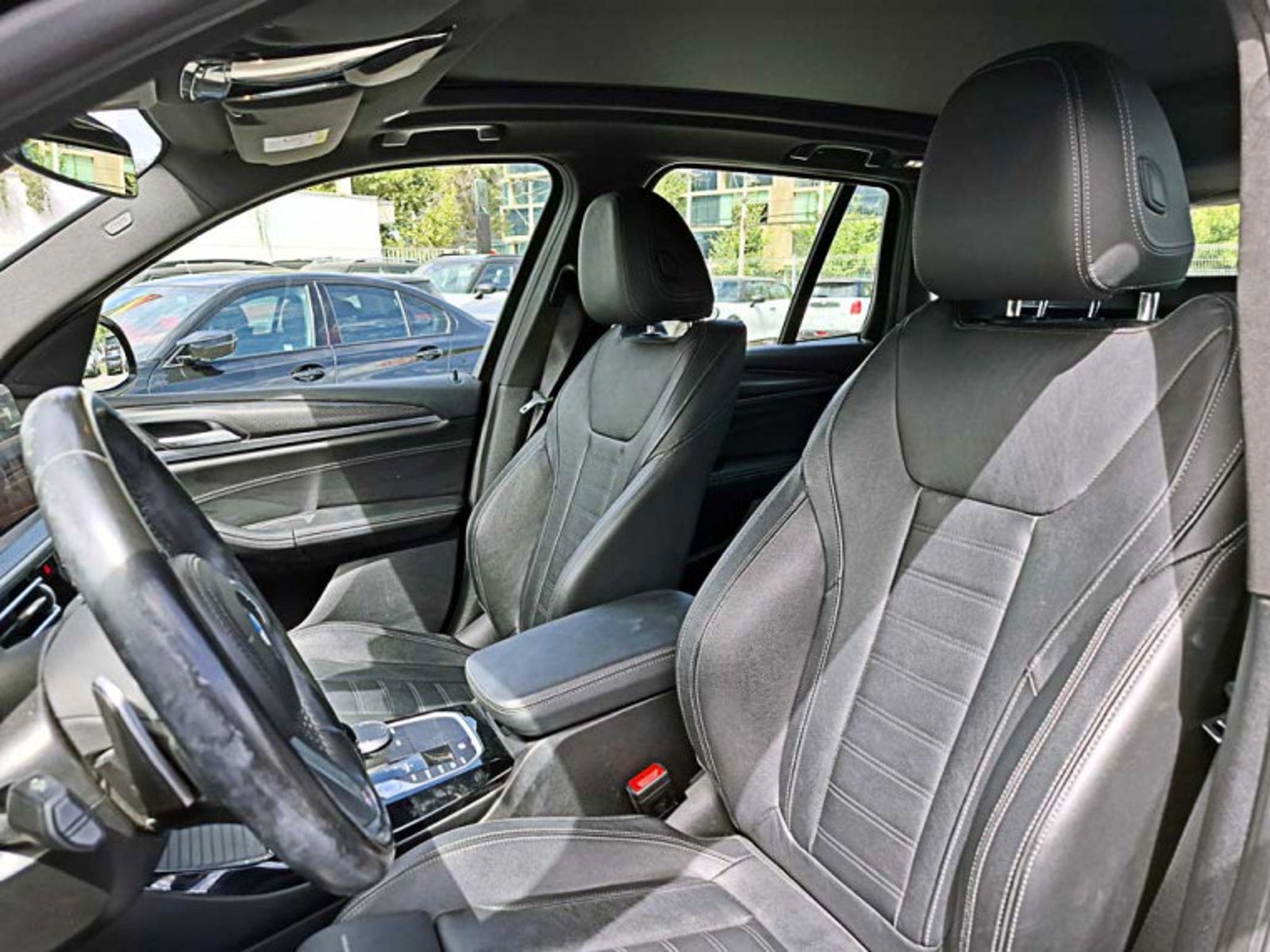 BMW X3 Xdrive30i 4x4 2.0 Aut 2024 - Imagen 10 de 13