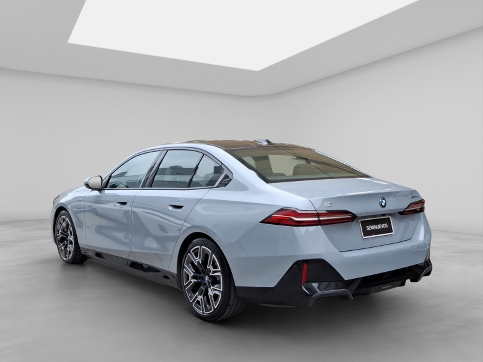 BMW I5 Edrive40 Berlina M Sport 2024 - Foto 5 de 16