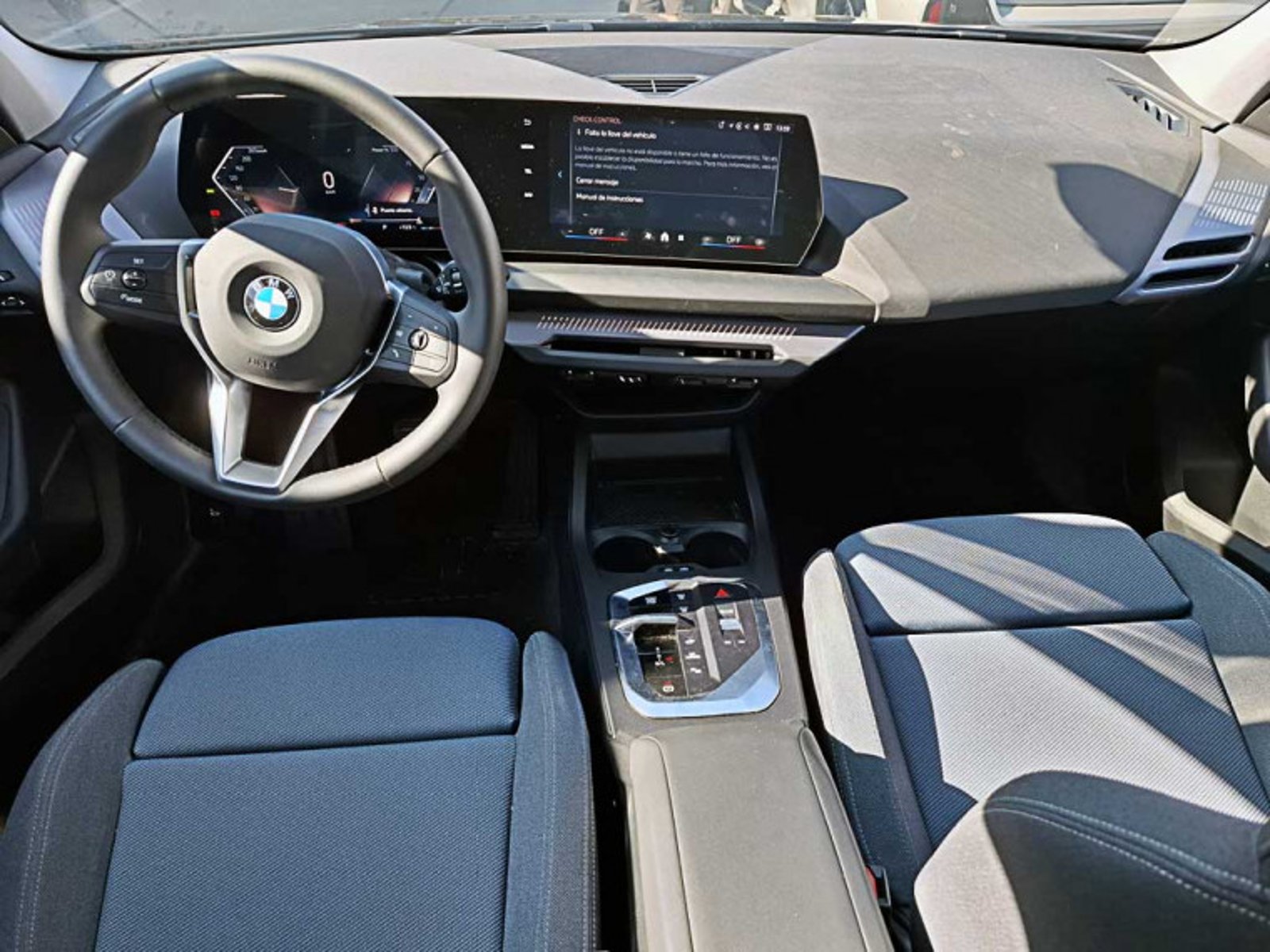 BMW 118 I Hatch Dynamic 2026 - Imagen 6 de 13