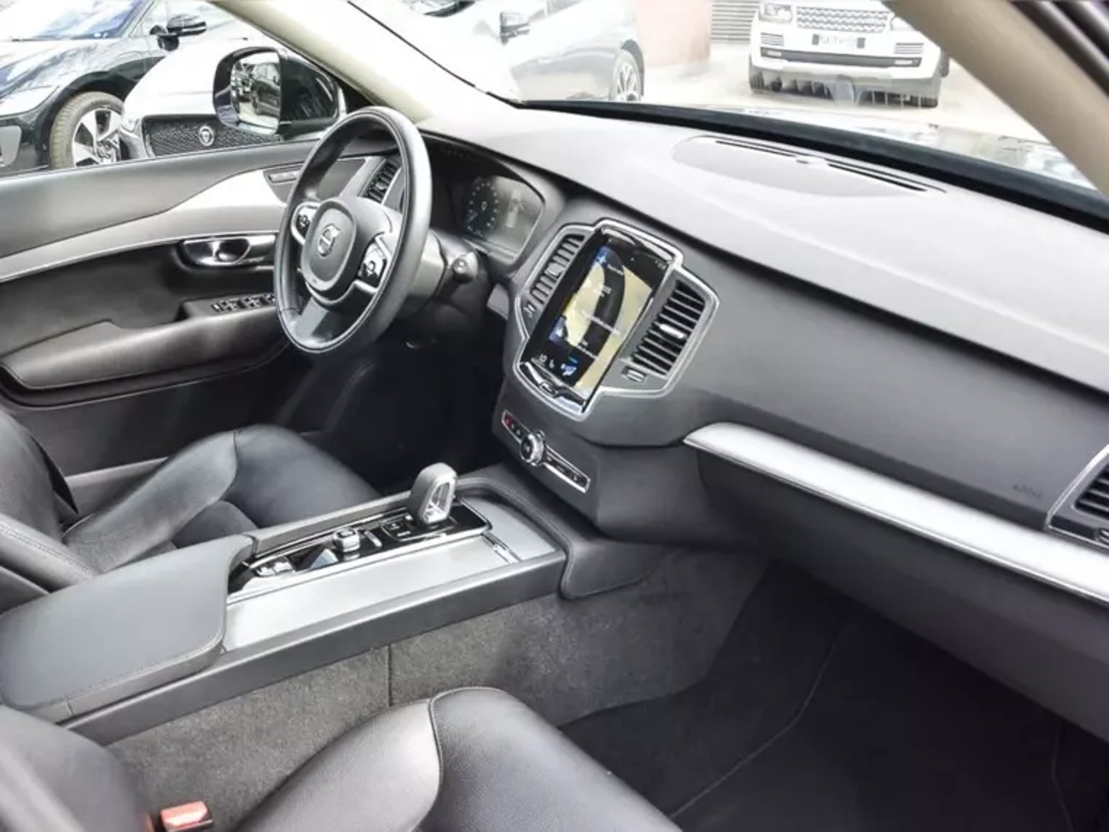 VOLVO Xc90 2.0 B6 Momentum 4x4 At 5p 2022 - Imagen 5 de 12