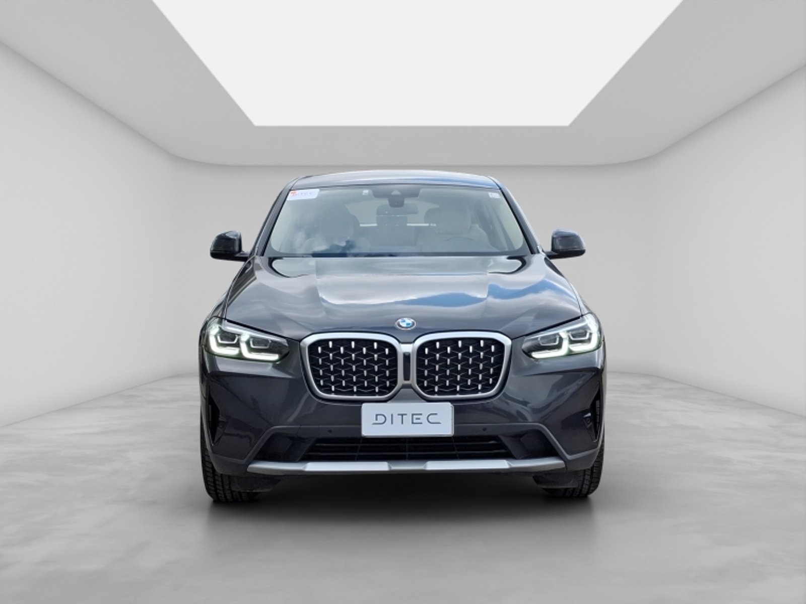 BMW X4 Xdrive20i Heritage 2025 - Foto 2 de 20