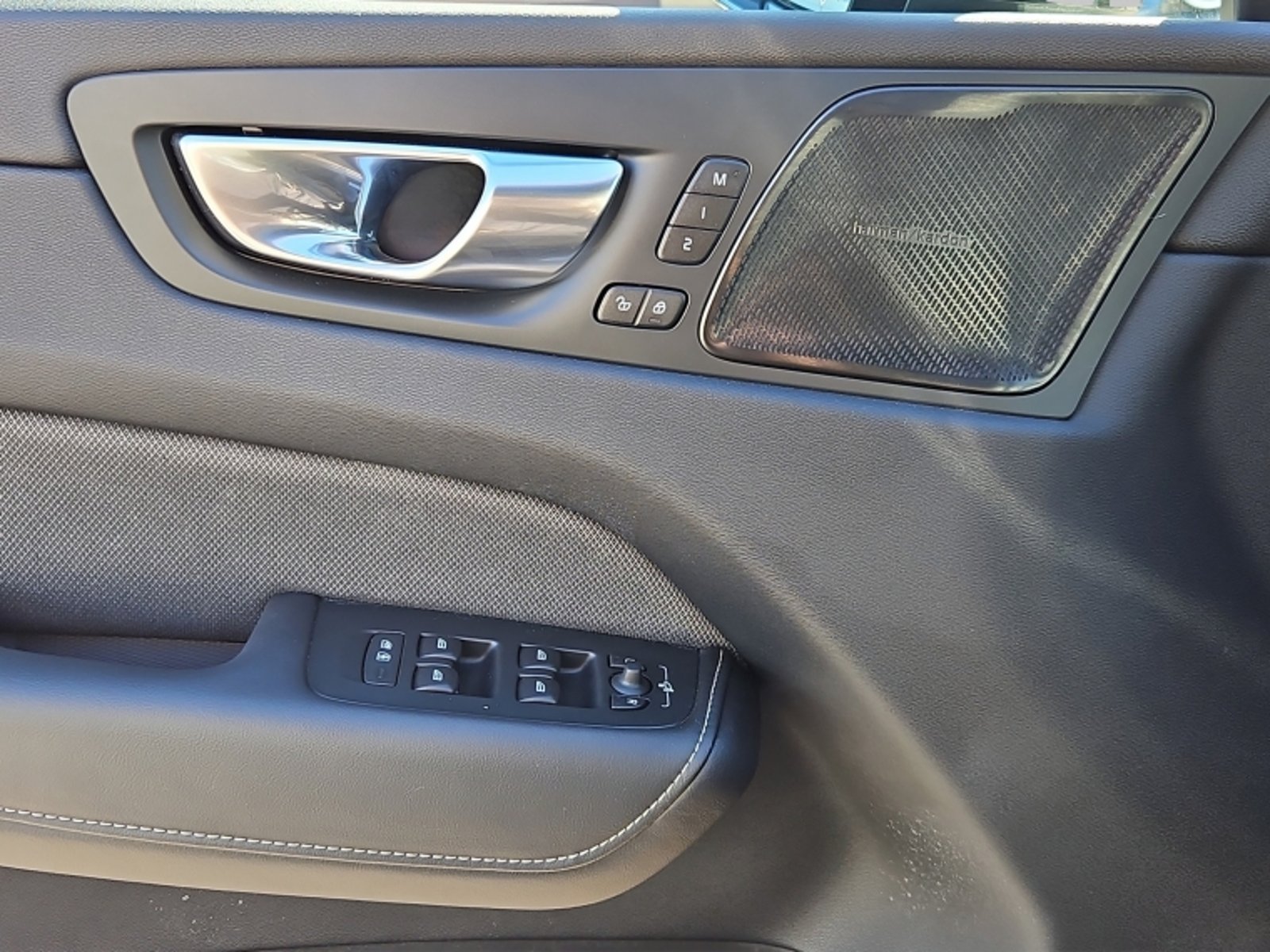 Volvo Xc60 T8 Awd Recharge Ultimate Dark 2025 - Imagen 14 de 20