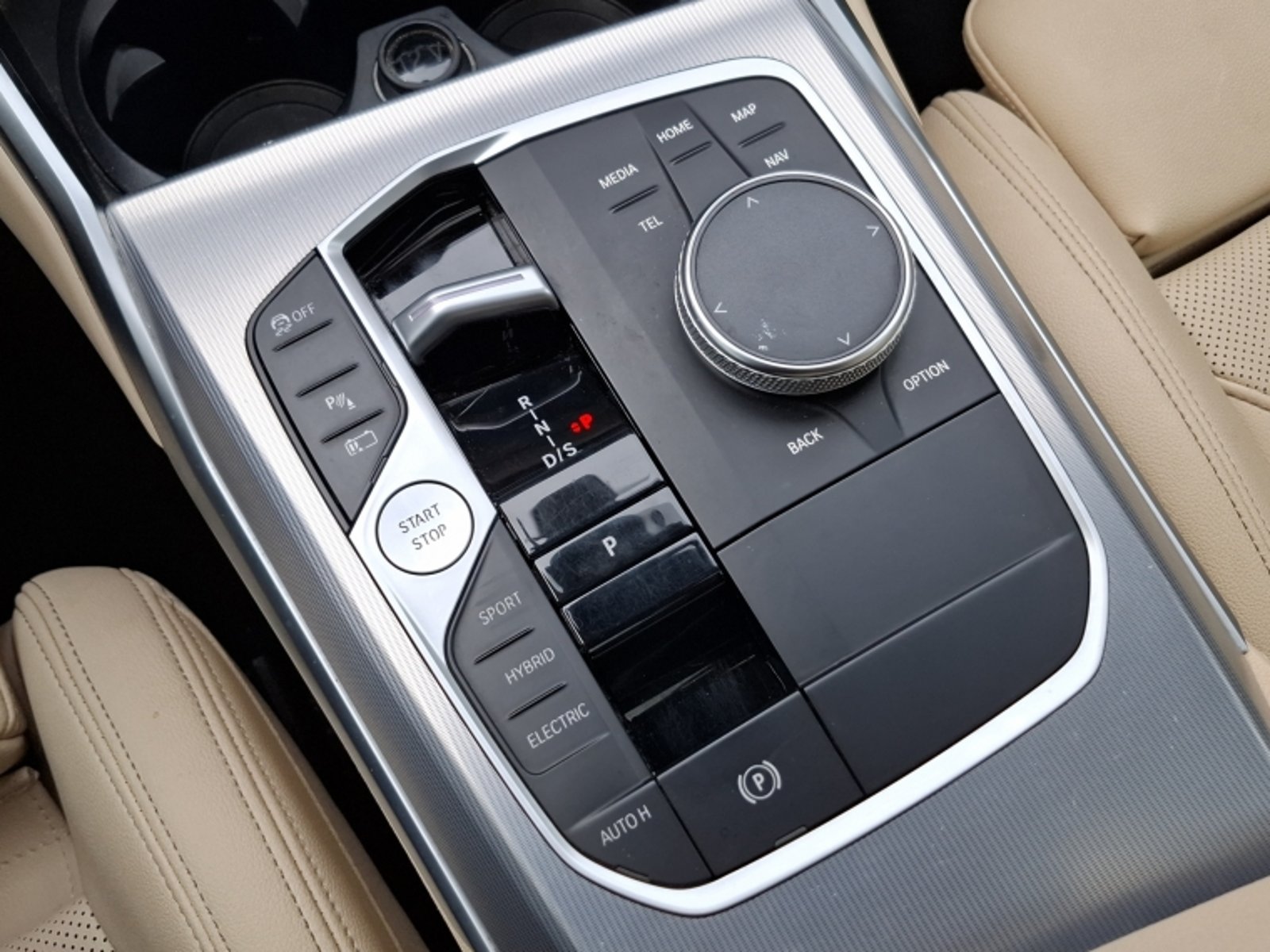 BMW 330 E Berlina Dynamic 2024 - Imagen 13 de 20