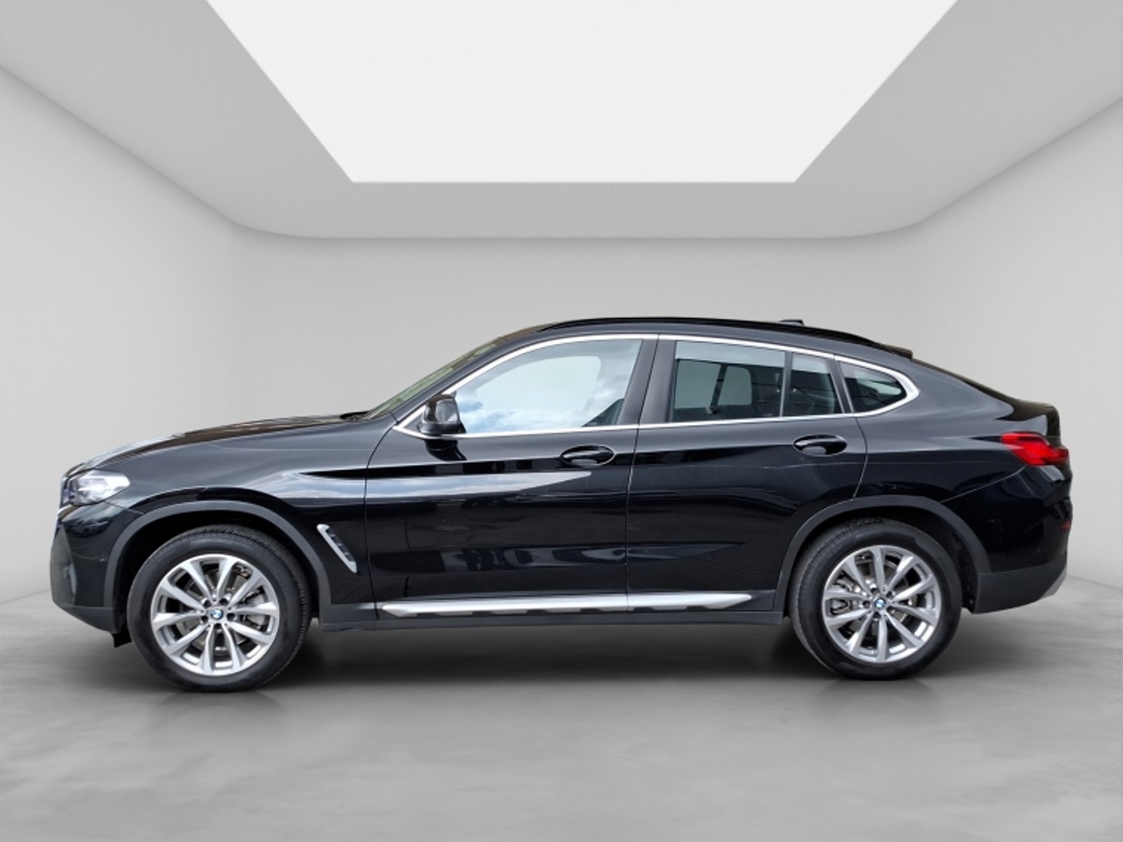 BMW X4 Xdrive 20i 4x4 2.0 At 2023 - Foto 4 de 20