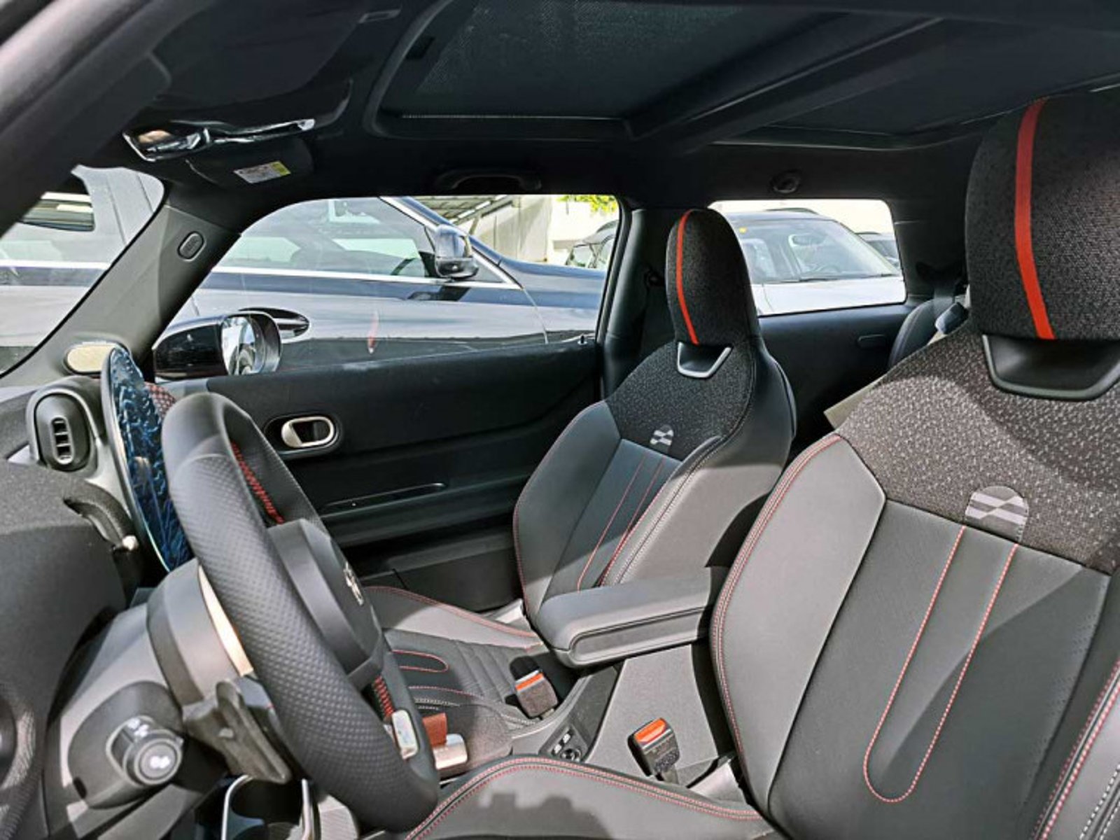 MINI Cooper S 2.0 Hb 3p Jcw Package Aut 2026 - Imagen 9 de 12