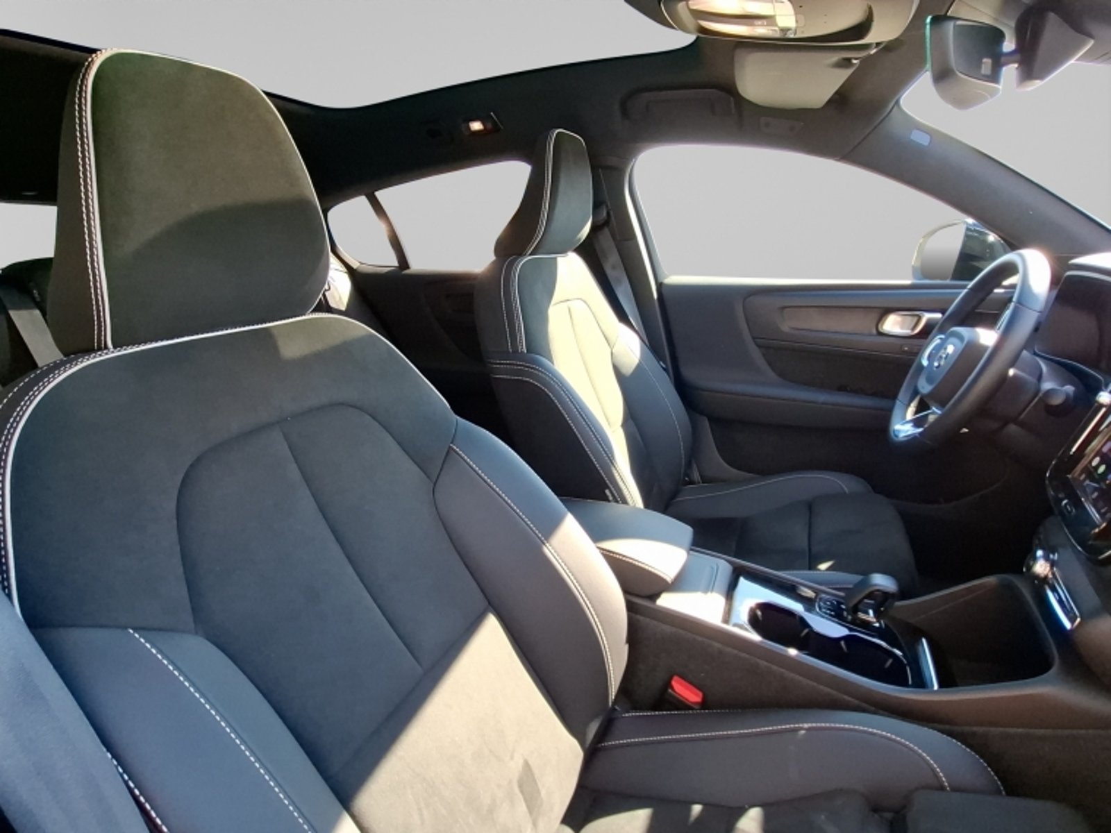 Volvo C40 P8 Recharge 2024 - Imagen 19 de 20
