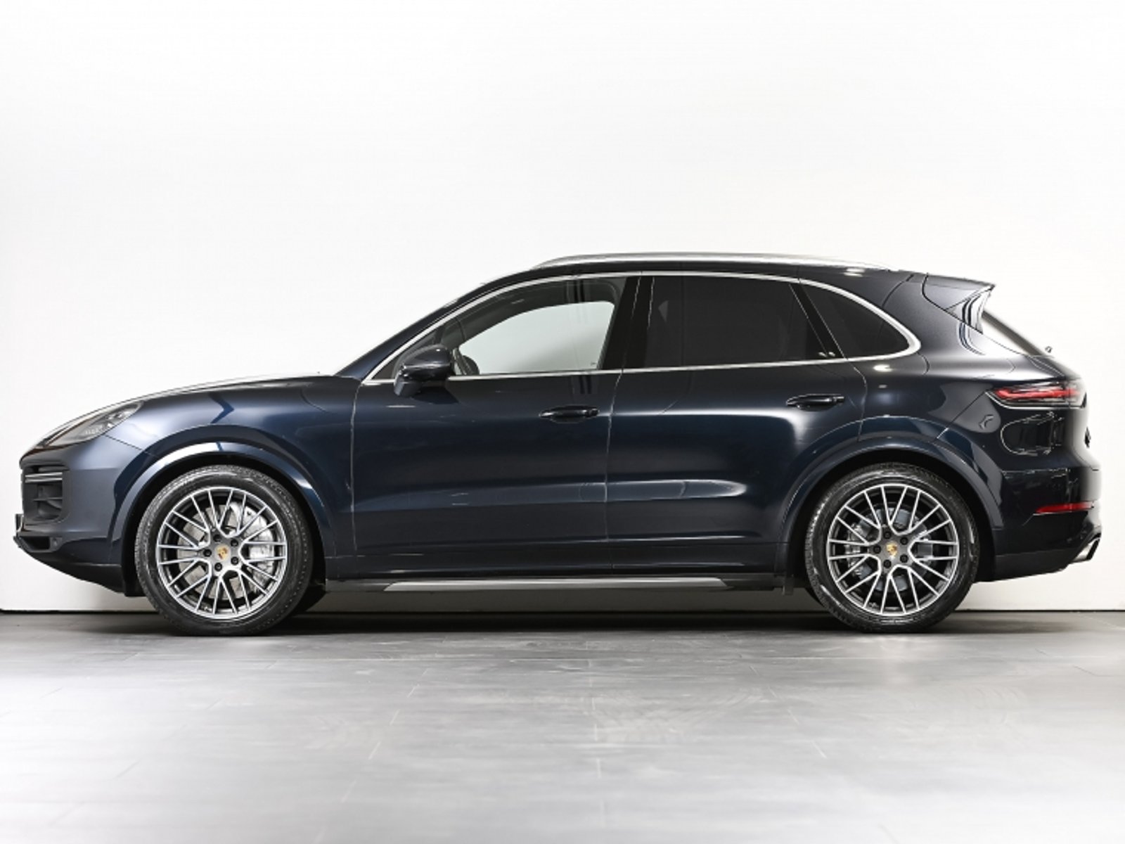 Porsche Cayenne Turbo E3 2019 - Imagen 10 de 20
