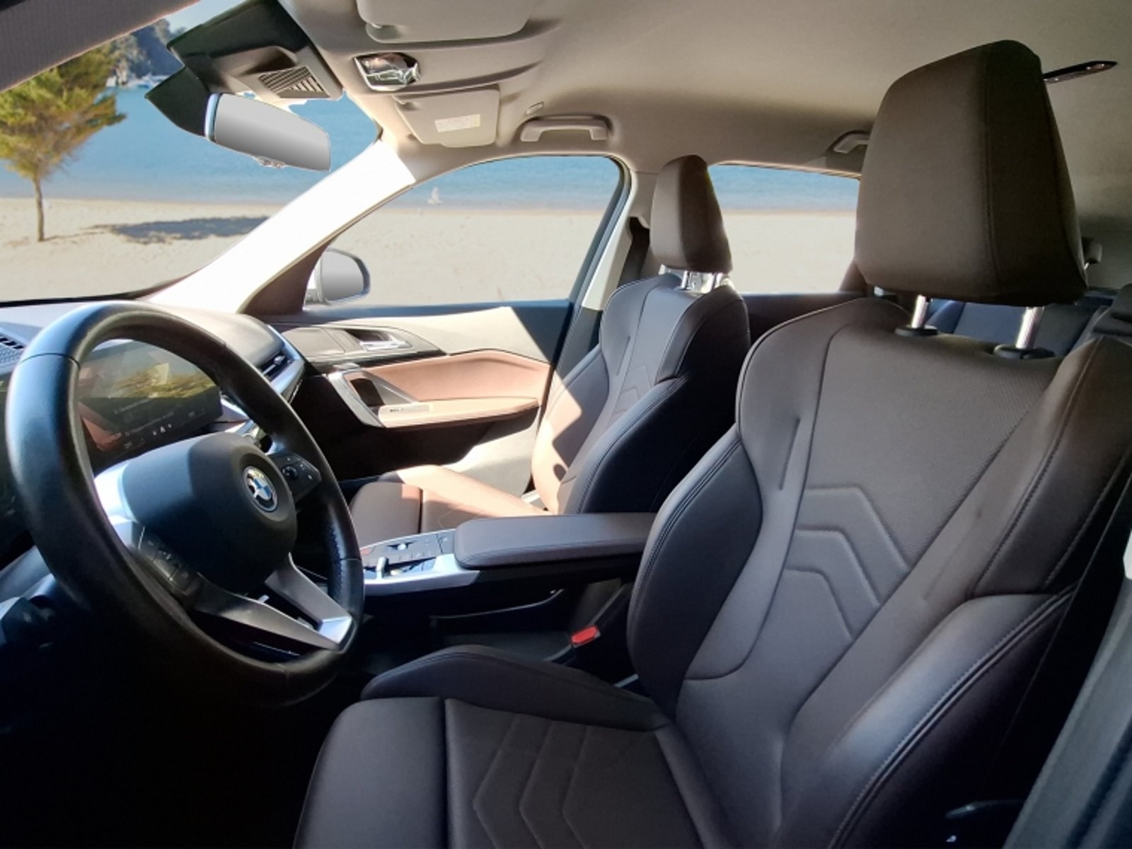 BMW Ix1 Xdrive20 Aut 2025 - Imagen 10 de 16