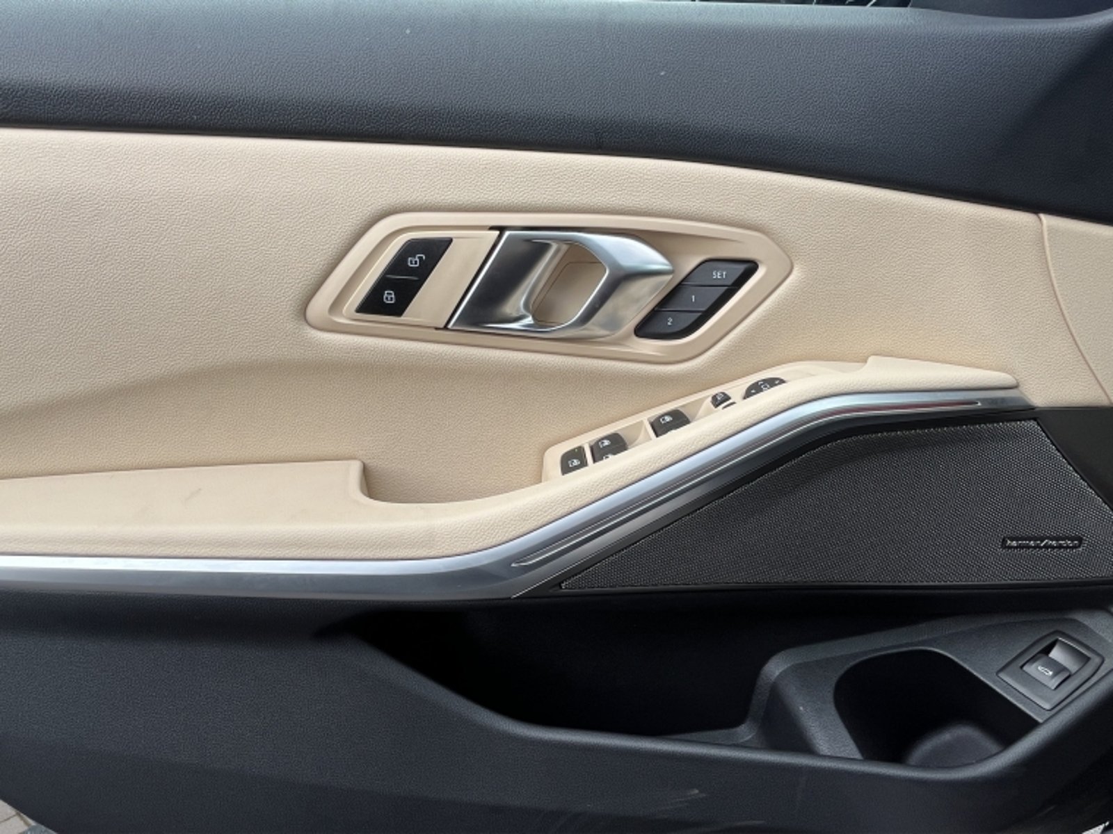 BMW 330 I Touring 2.0 Aut 2025 - Imagen 14 de 20