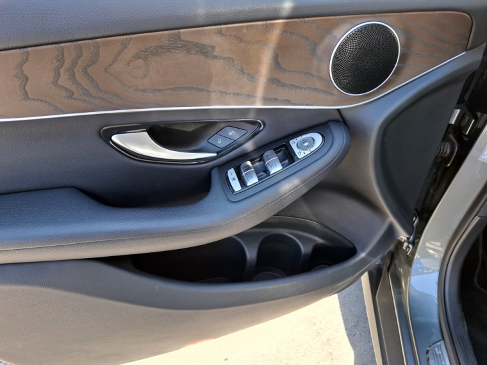 MERCEDES BENZ Glc 220 D 4matic 2.0 2020 - Imagen 10 de 17