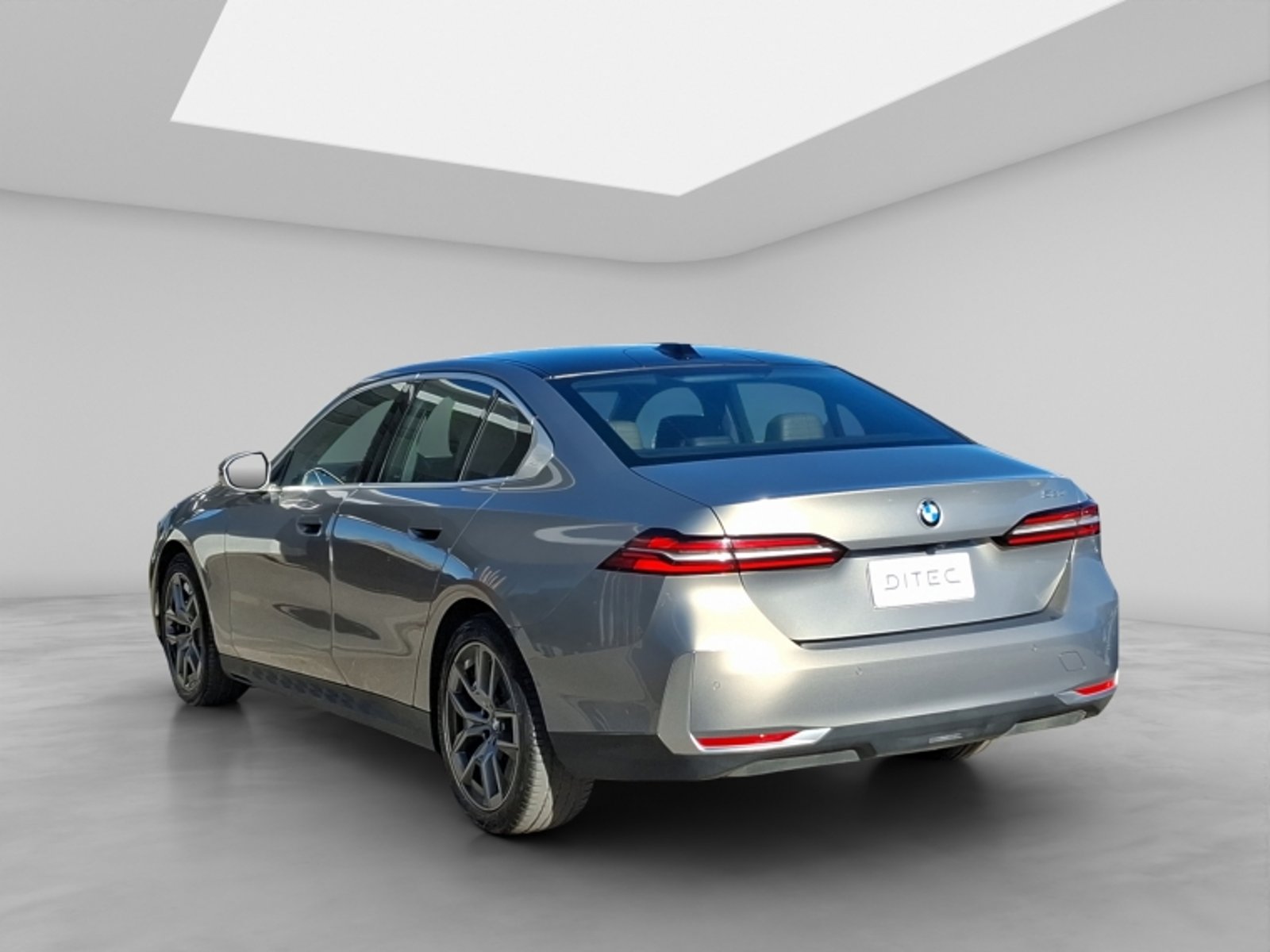 BMW 520 I Berlina 4x2 2.0 Aut 2024 - Imagen 5 de 20